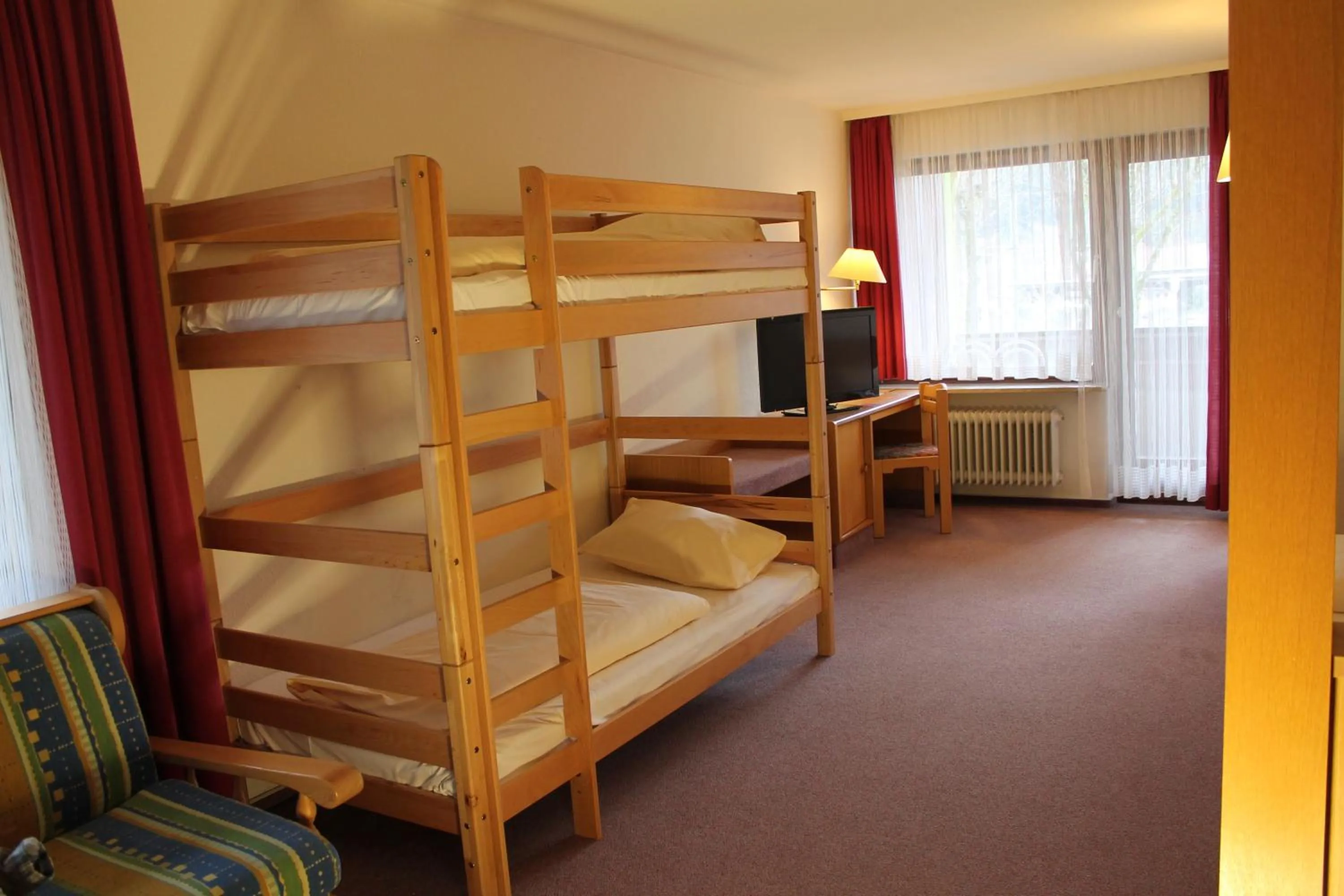 Bed in Action Forest Hotel - Kletterwald - Lasertag - nähe Badeparadies