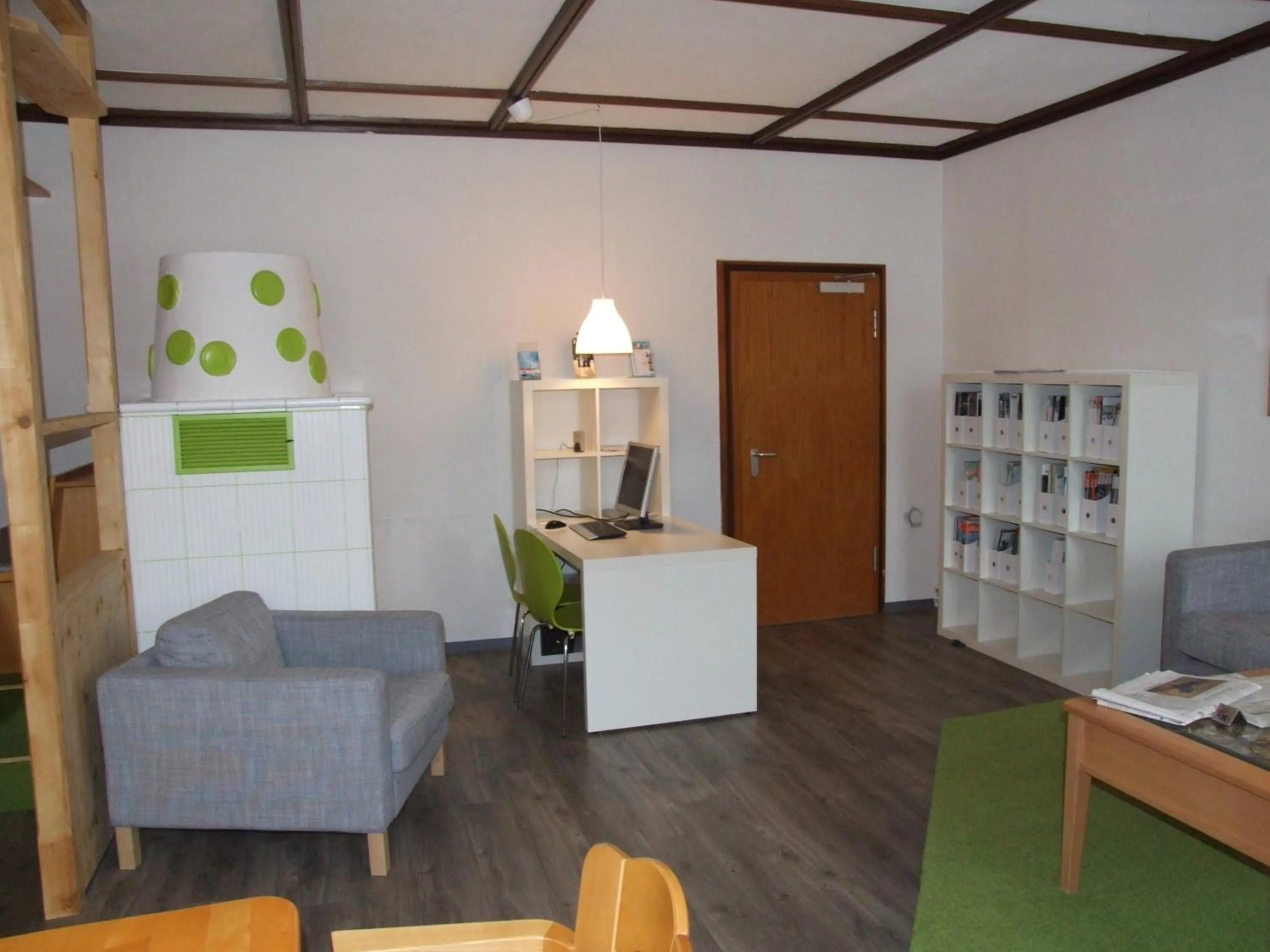 Library in Action Forest Hotel - Kletterwald - Lasertag - nähe Badeparadies