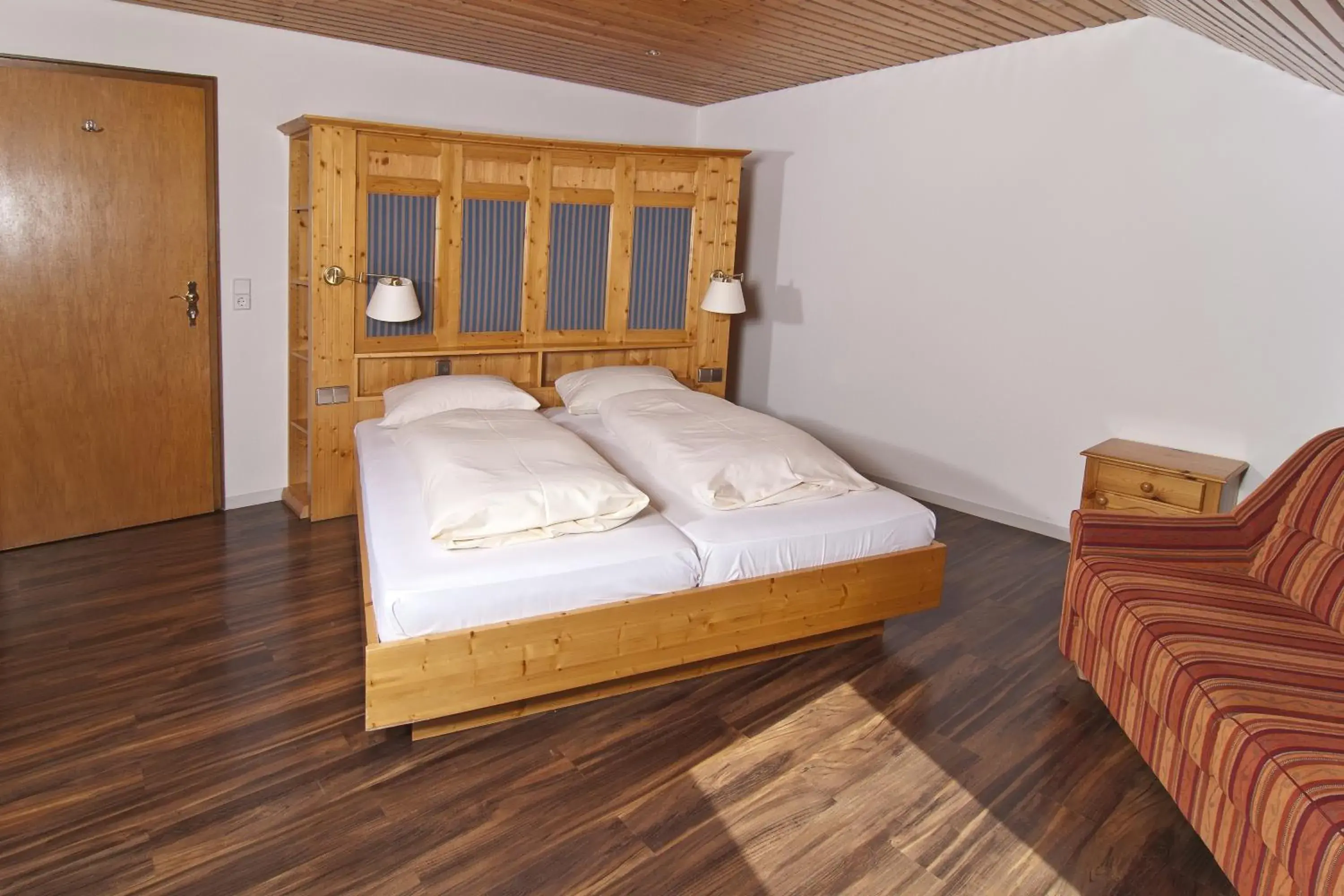 Double Room in Action Forest Hotel - Kletterwald - Lasertag - nähe Badeparadies Double Room in Action Forest Hotel - Kletterwald - Lasertag - nähe Badeparadies