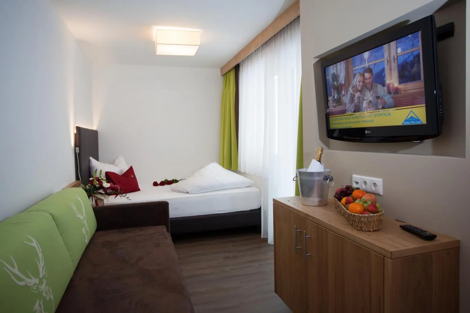 Bedroom, Bed in Hotel Sonnleiten