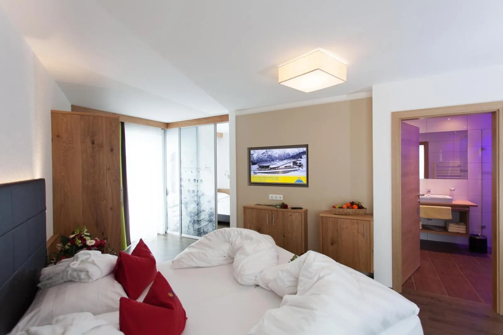 Photo of the whole room, Bed in Hotel Sonnleiten