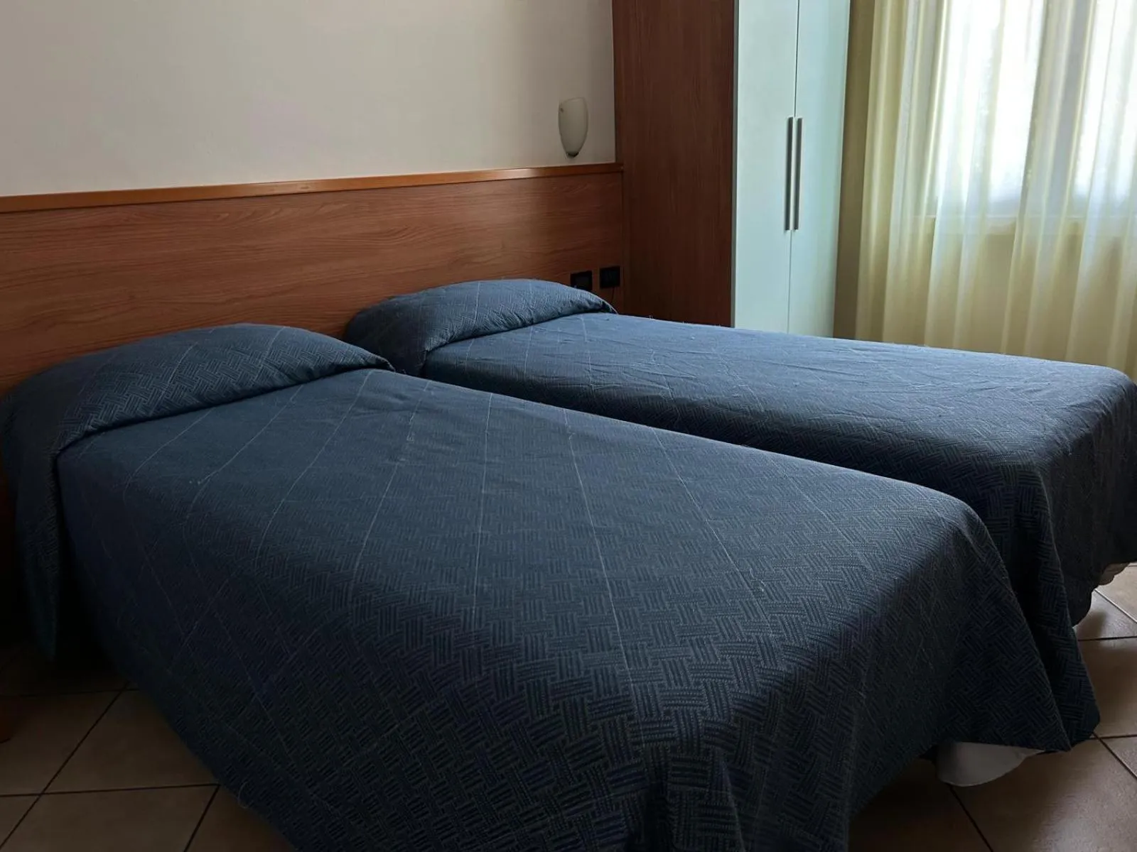 Bed in Albergo Salerno