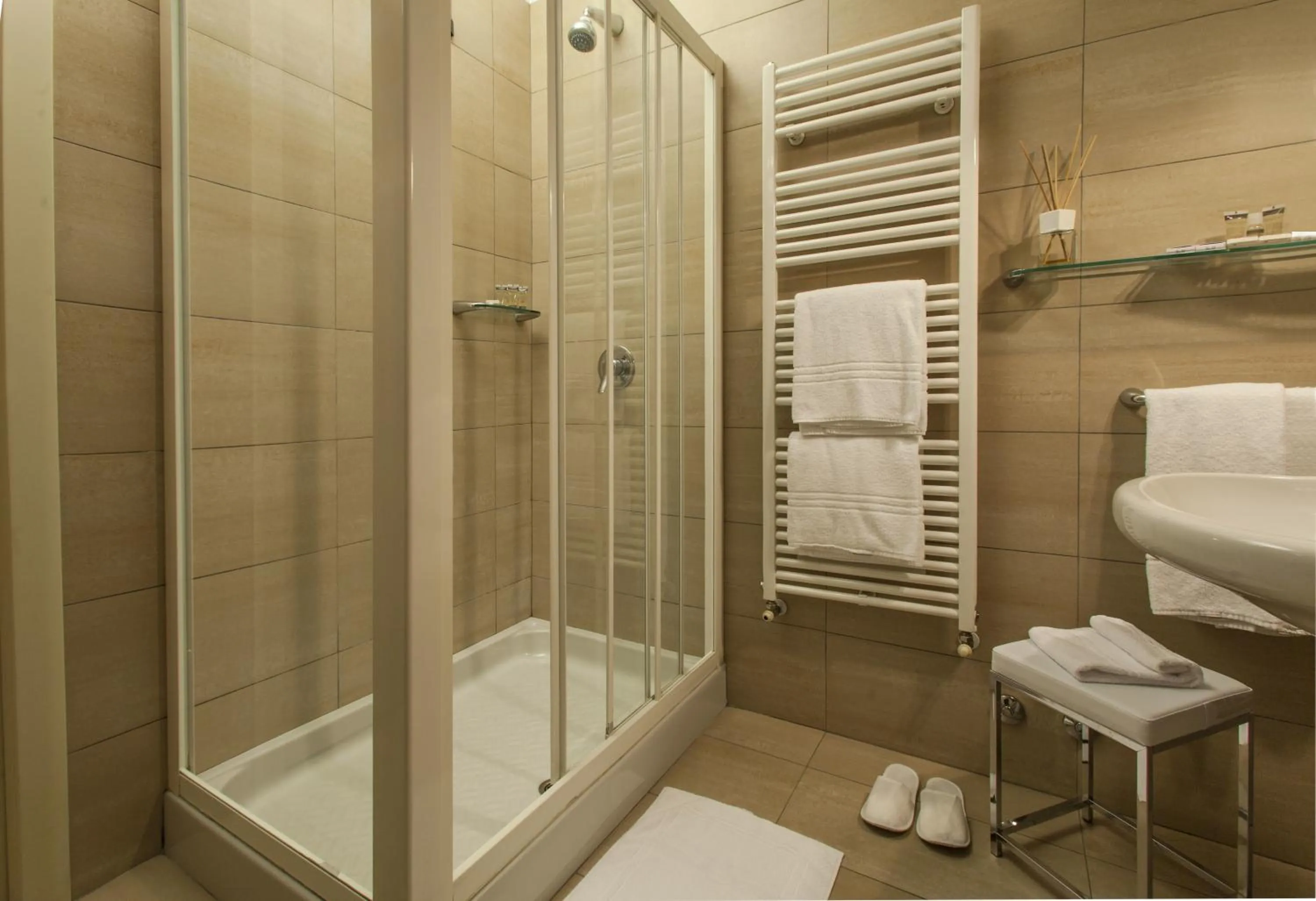 Bathroom in Hotel Cora