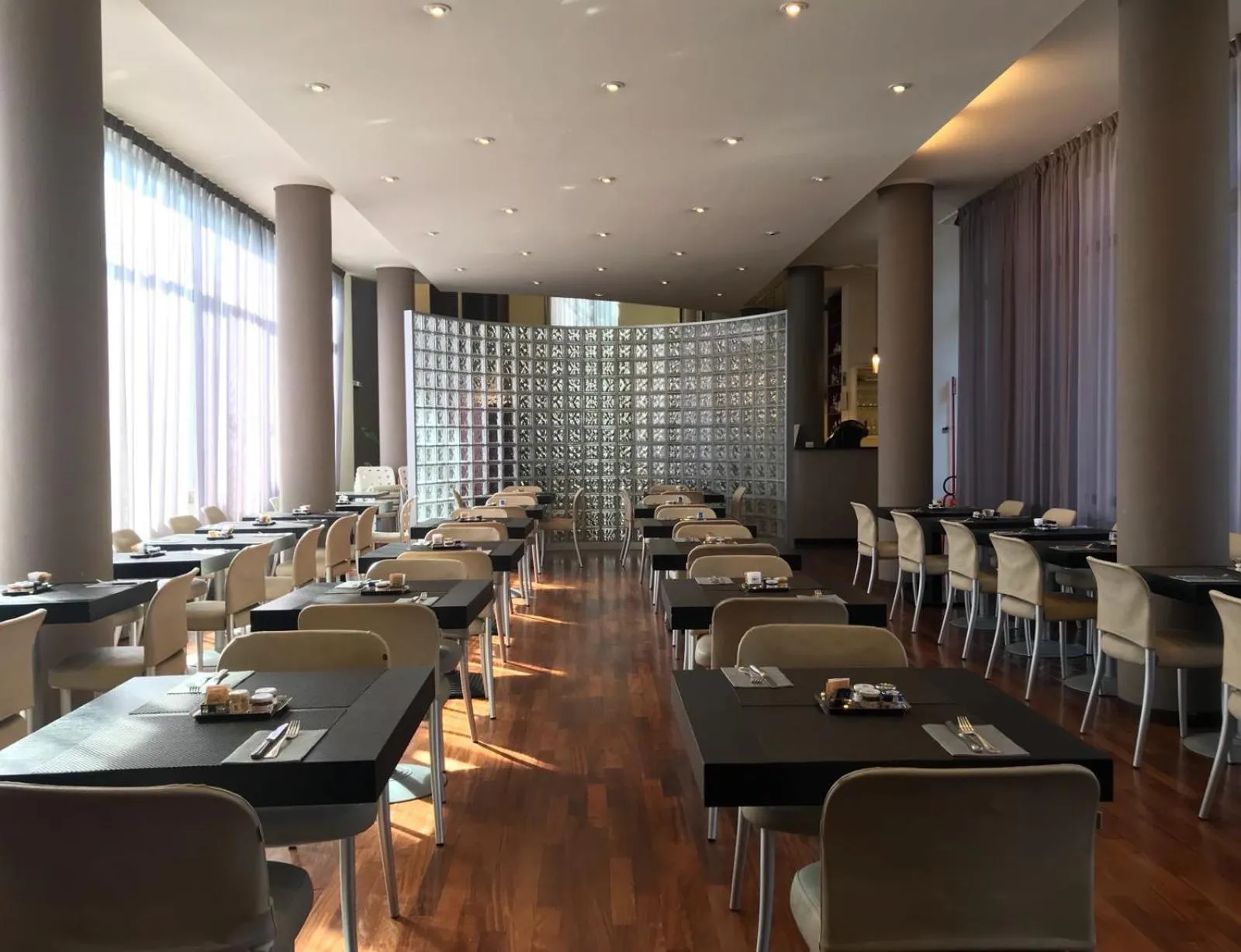 Area and facilities in Hotel Cora