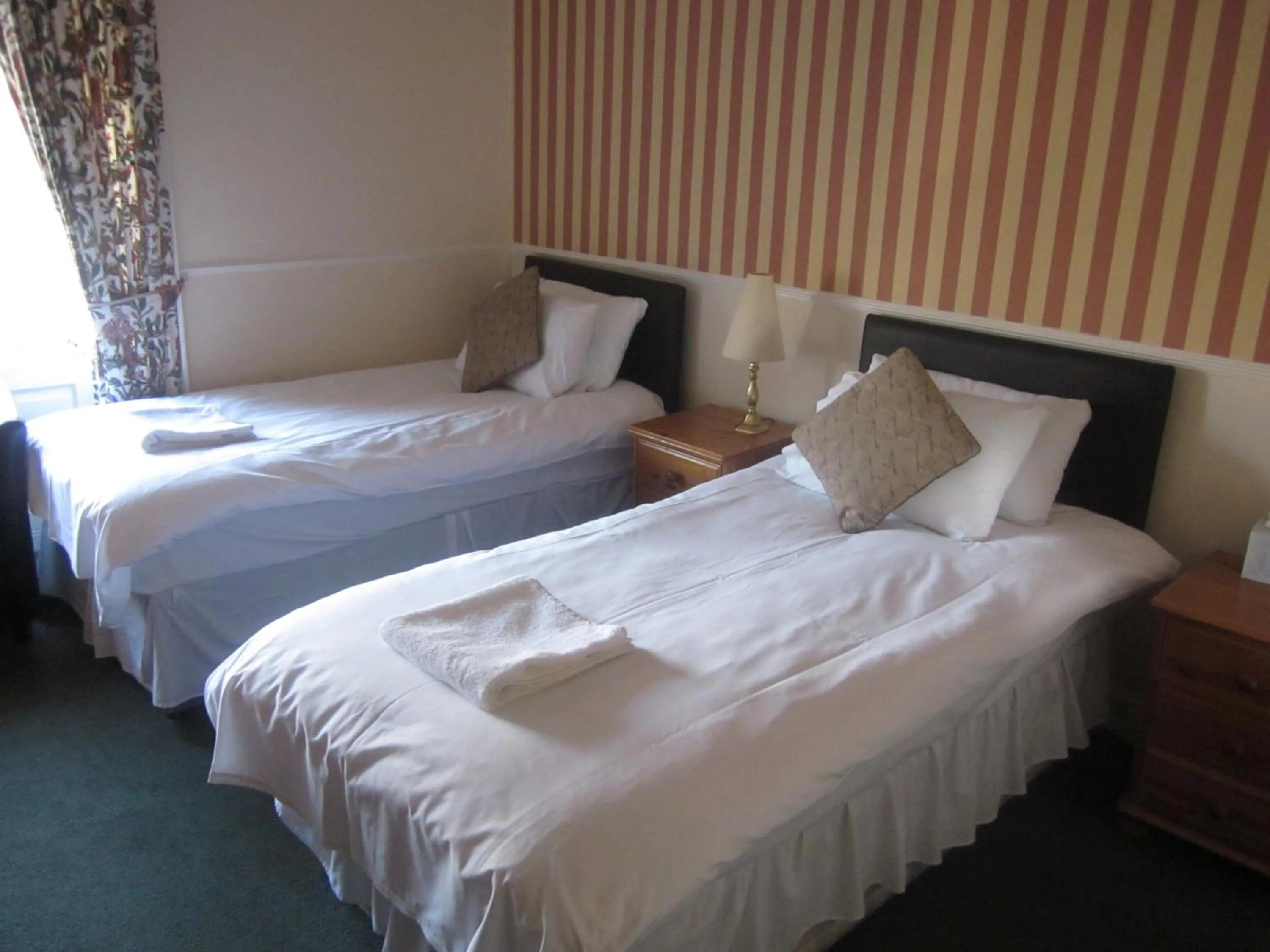 Bed in Elder York Guest House