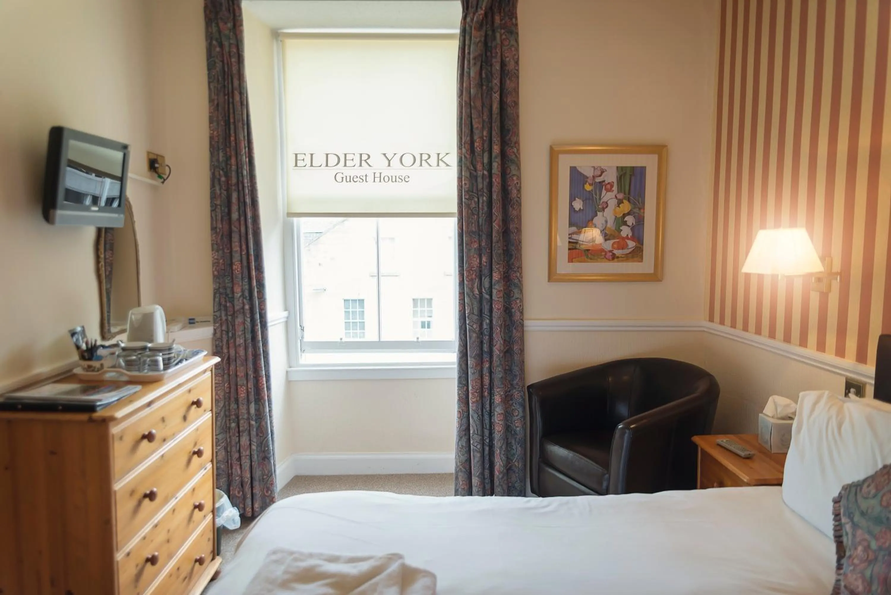 Bedroom, Bed in Elder York Guest House