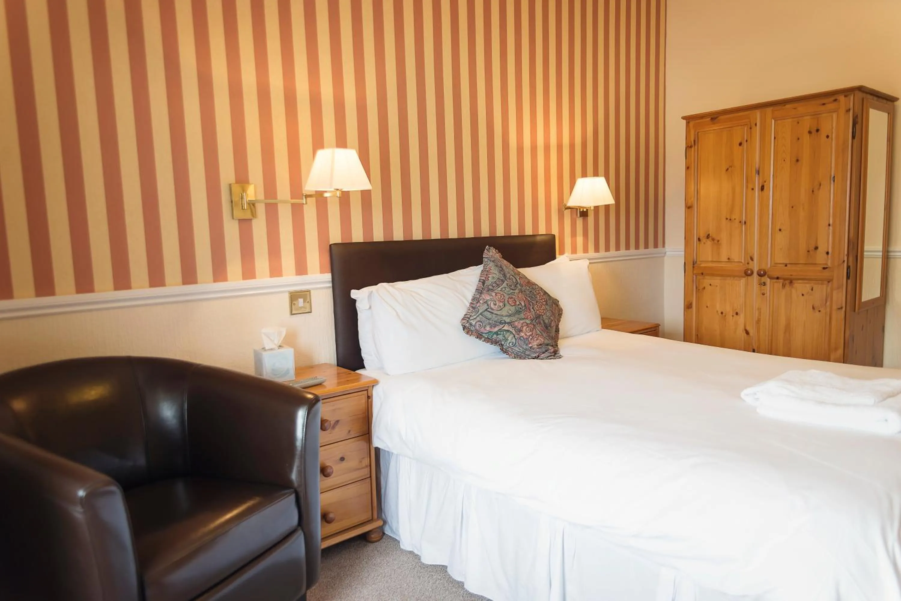 Bed in Elder York Guest House