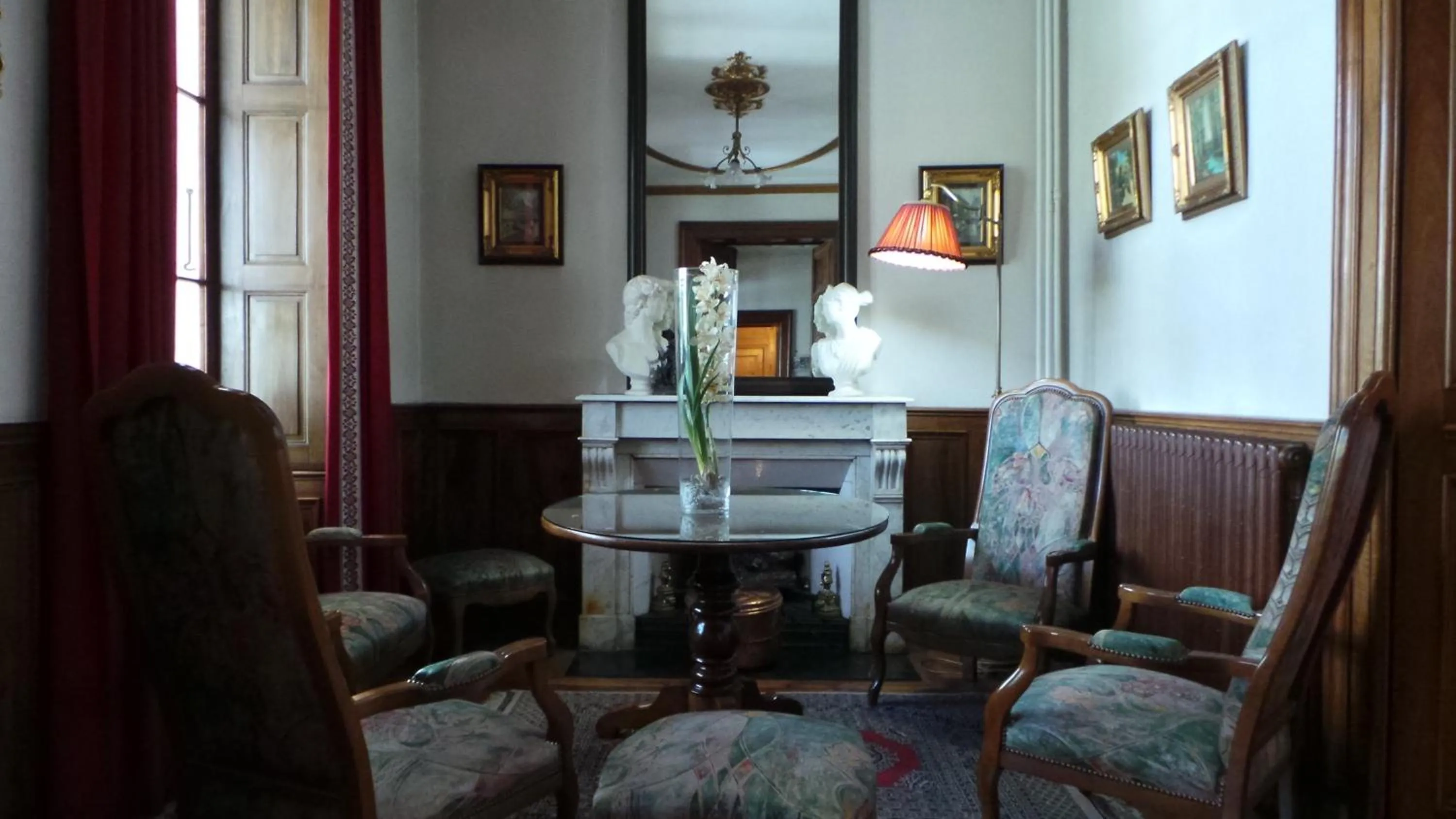 Living room in Hotel Du Parc - Manoir Du Baron Blanc