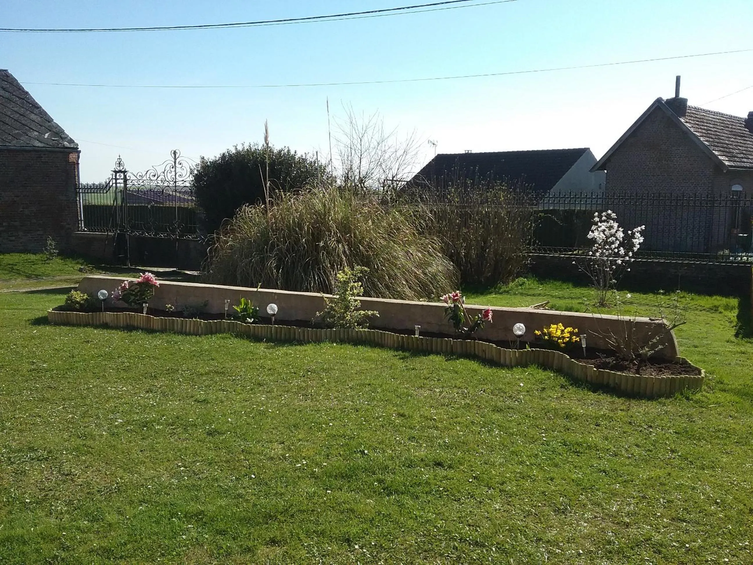Natural landscape in Chambre d'hôtes "COQUELICOT"