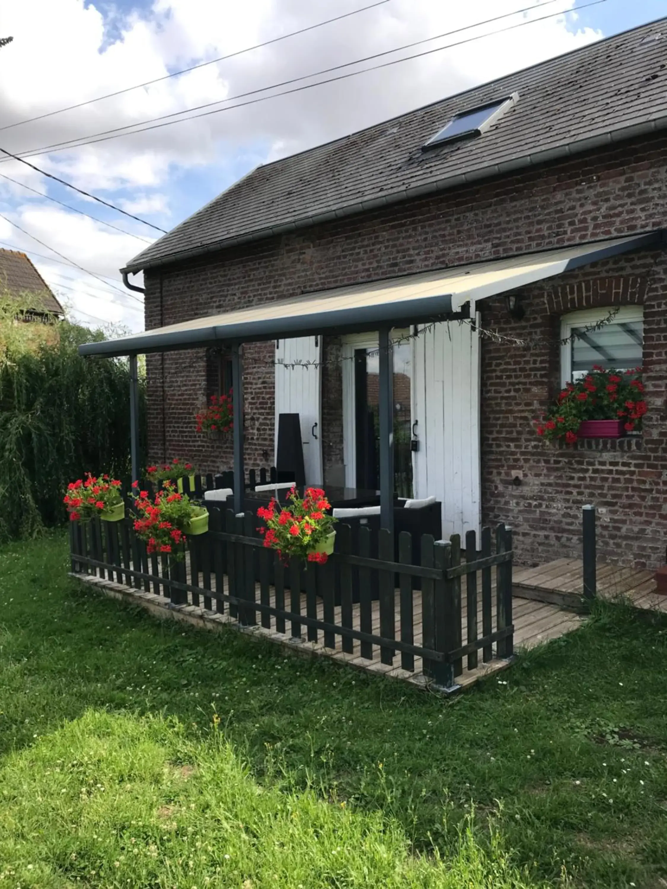 Family Room with Garden View in Chambre d'hôtes "COQUELICOT" Family Room with Garden View in Chambre d'hôtes "COQUELICOT"