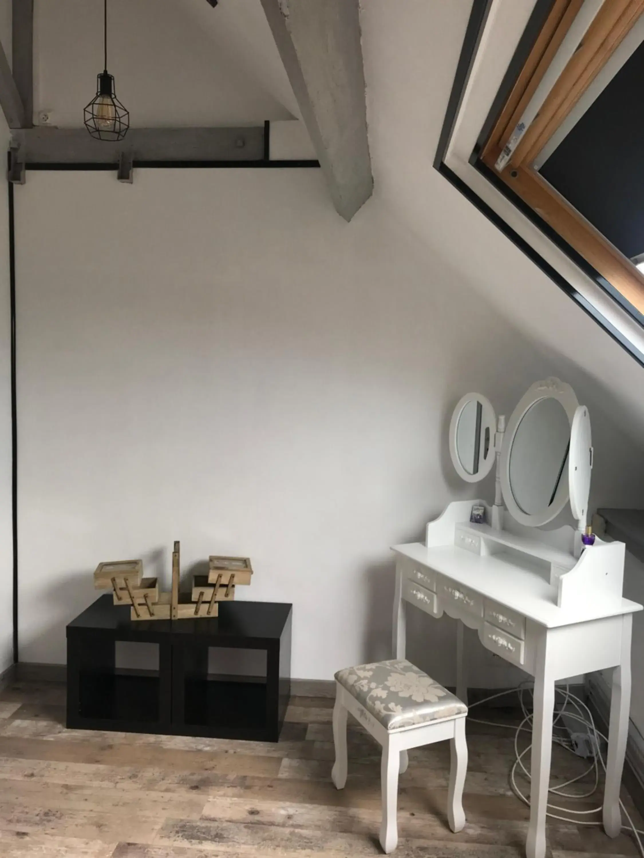 Queen Room in Chambre d'hôtes "COQUELICOT" Queen Room in Chambre d'hôtes "COQUELICOT"