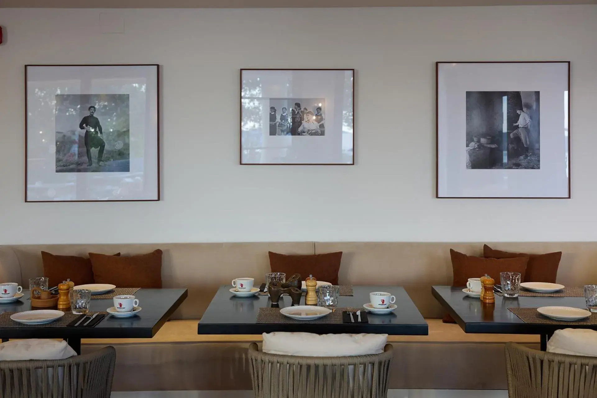 Restaurant/places to eat in Elounda Gulf Villas by Sandglass Restaurant/places to eat in Elounda Gulf Villas by Sandglass