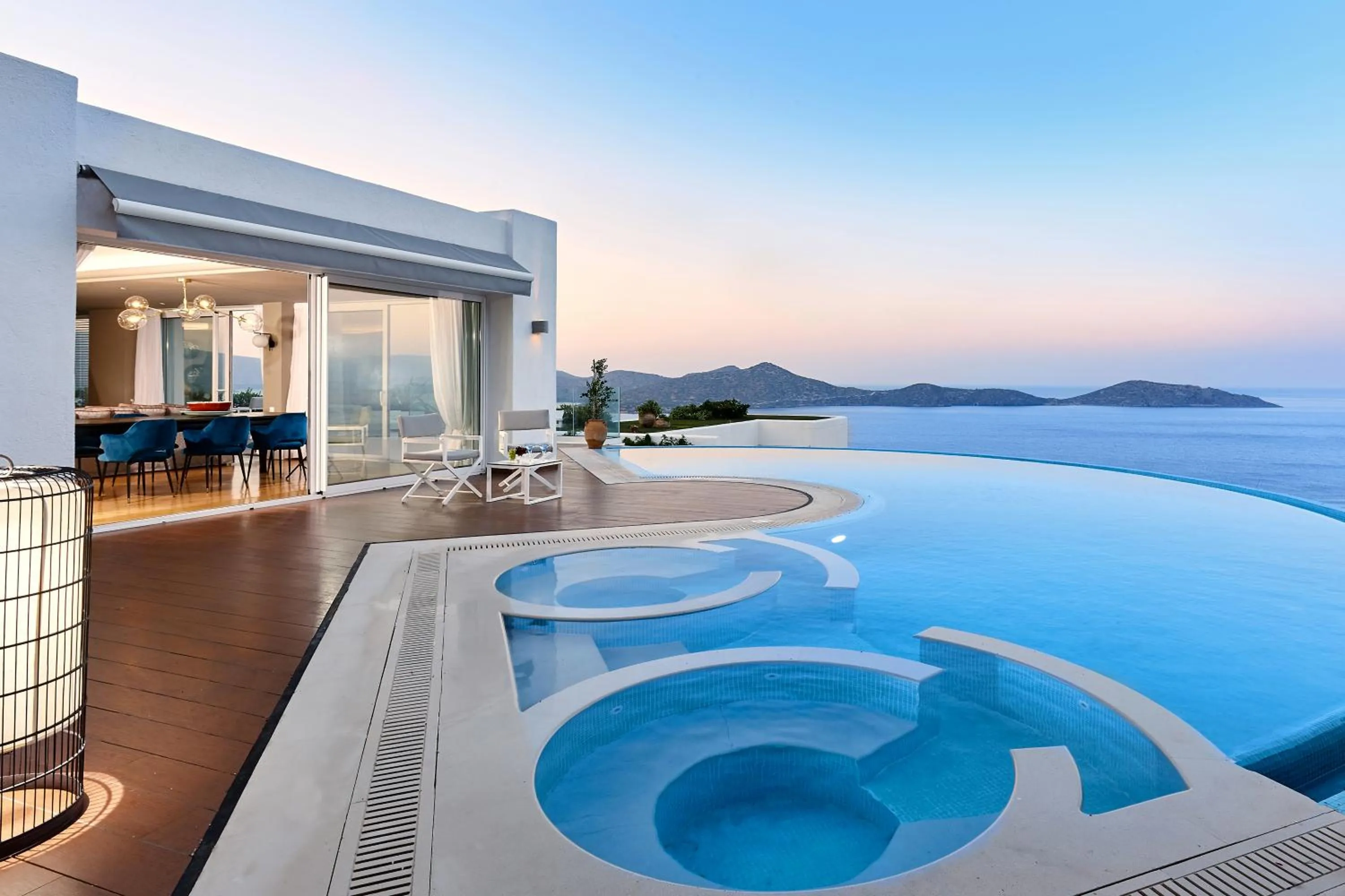 Swimming pool in Elounda Gulf Villas by Sandglass