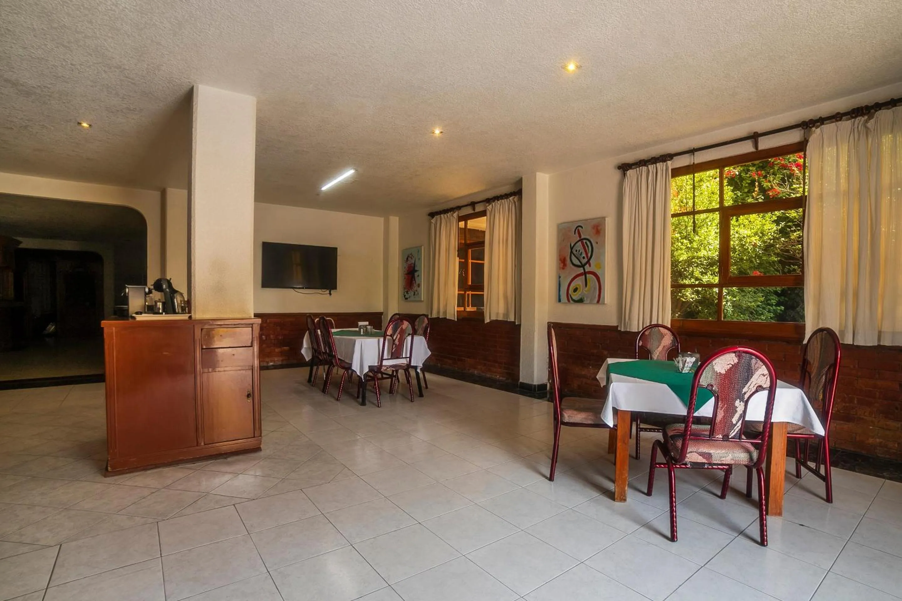 Restaurant/places to eat in Autoparador Del Valle