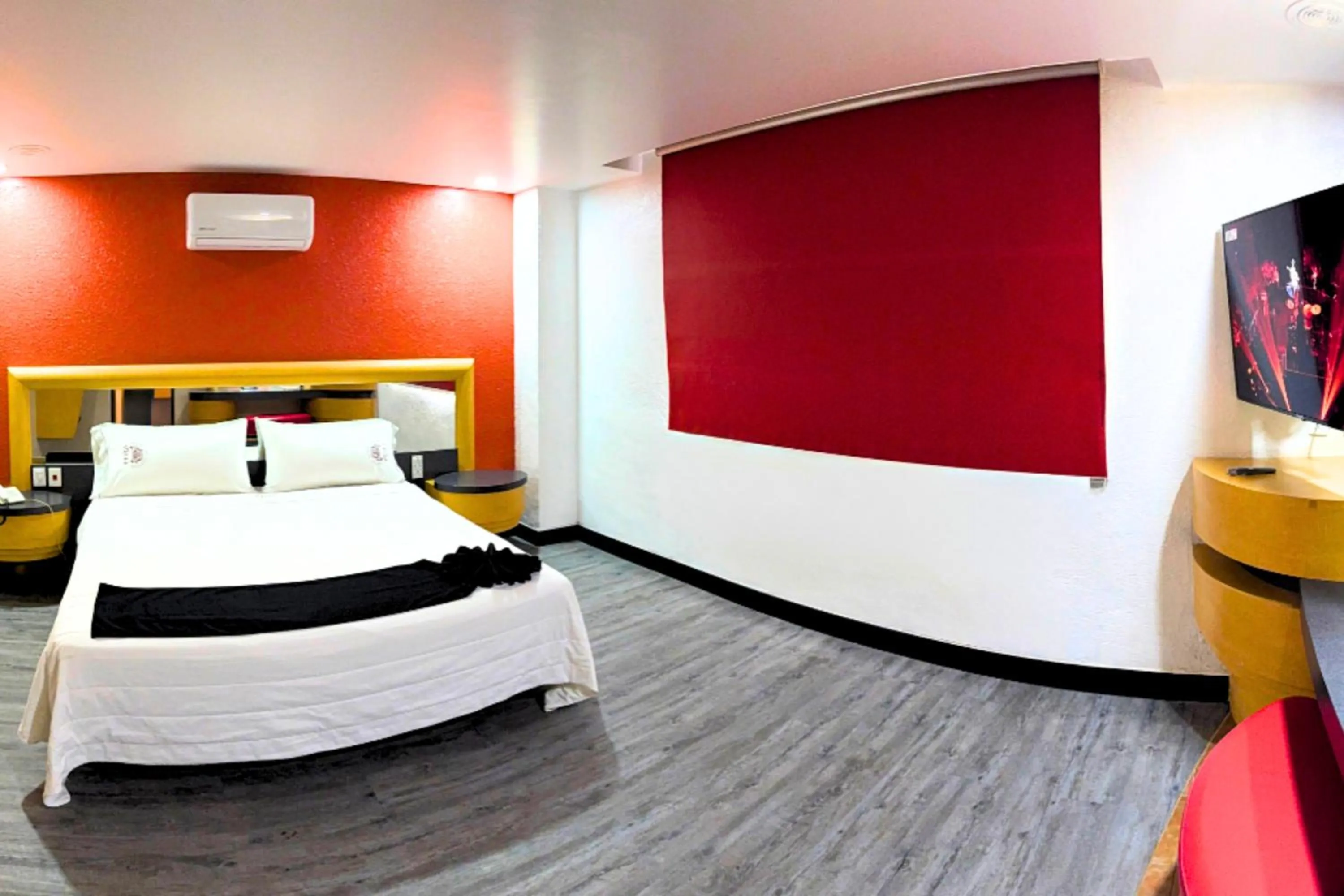 TV and multimedia, Bed in Autoparador Del Valle