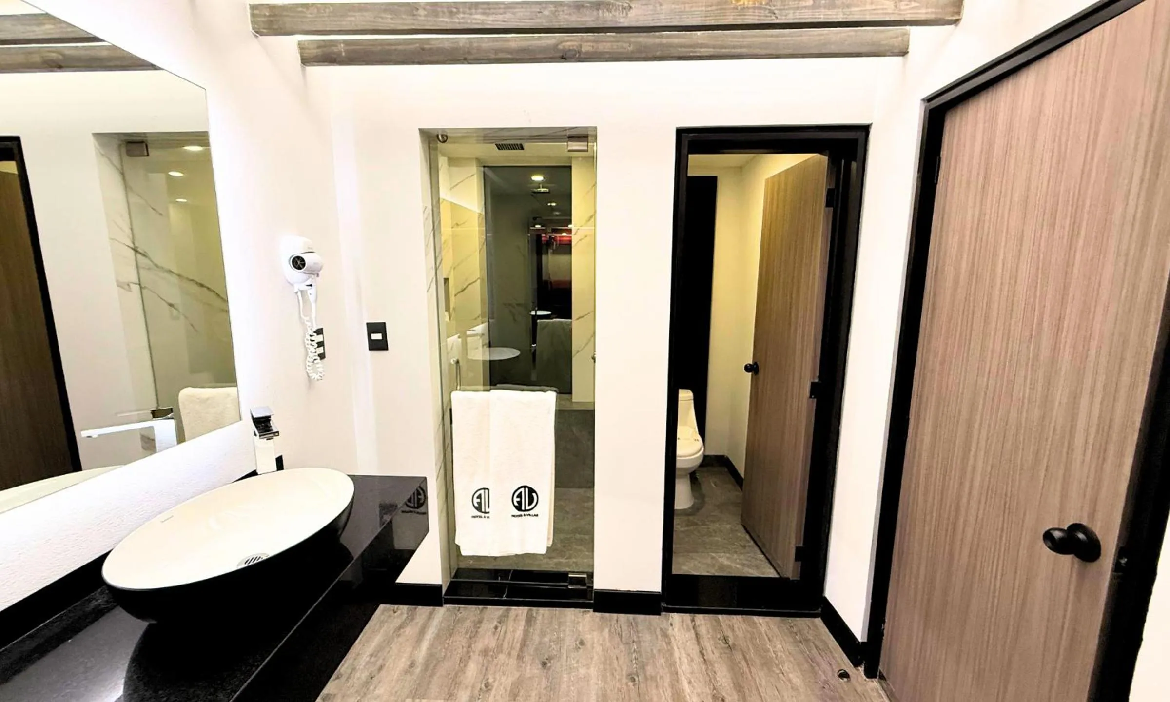 Bathroom in Autoparador Del Valle
