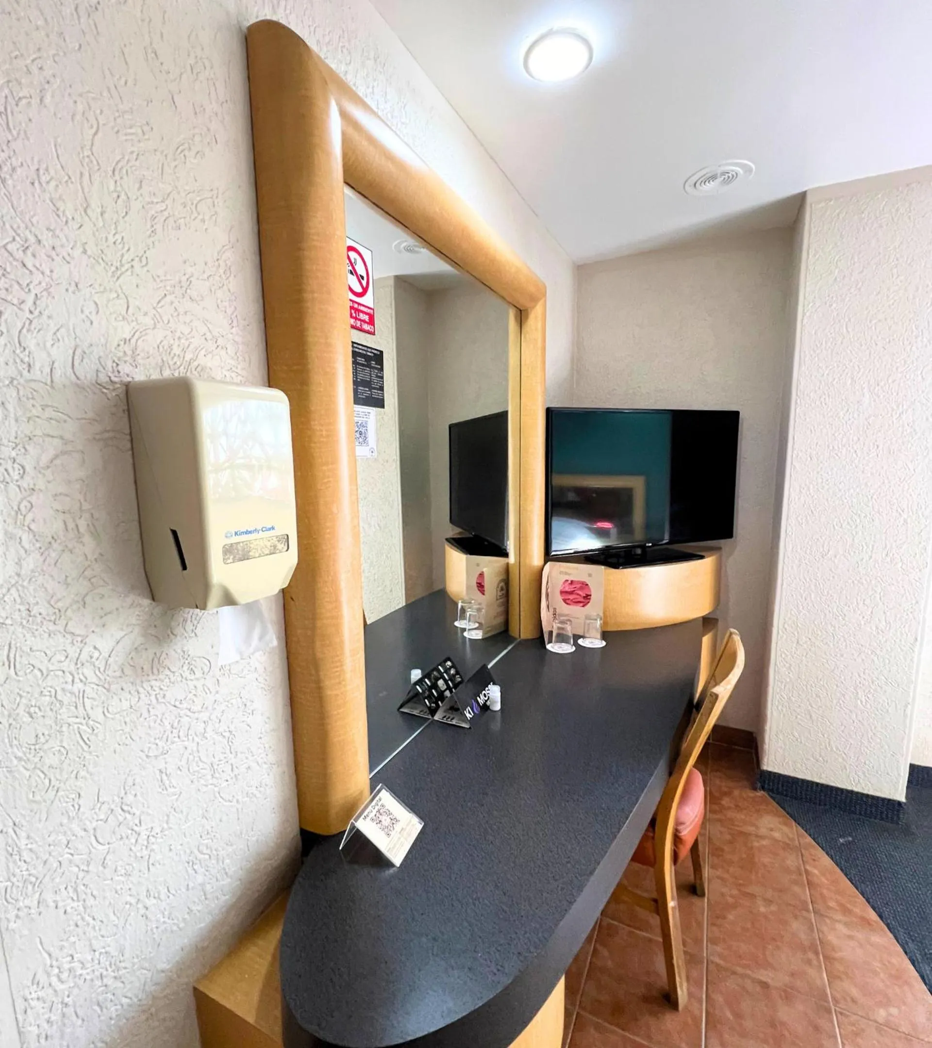 furniture in Autoparador Del Valle