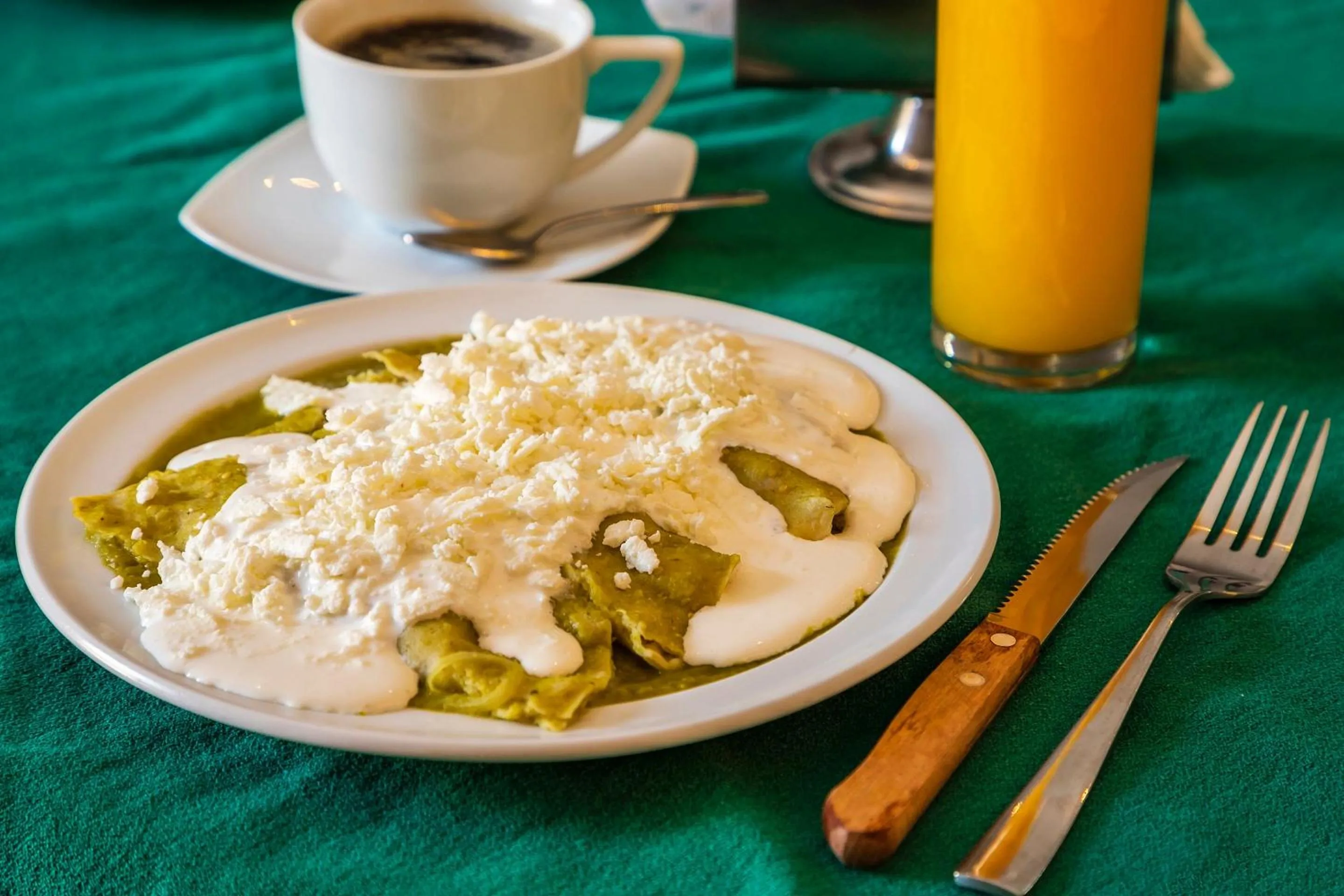 Food in Autoparador Del Valle