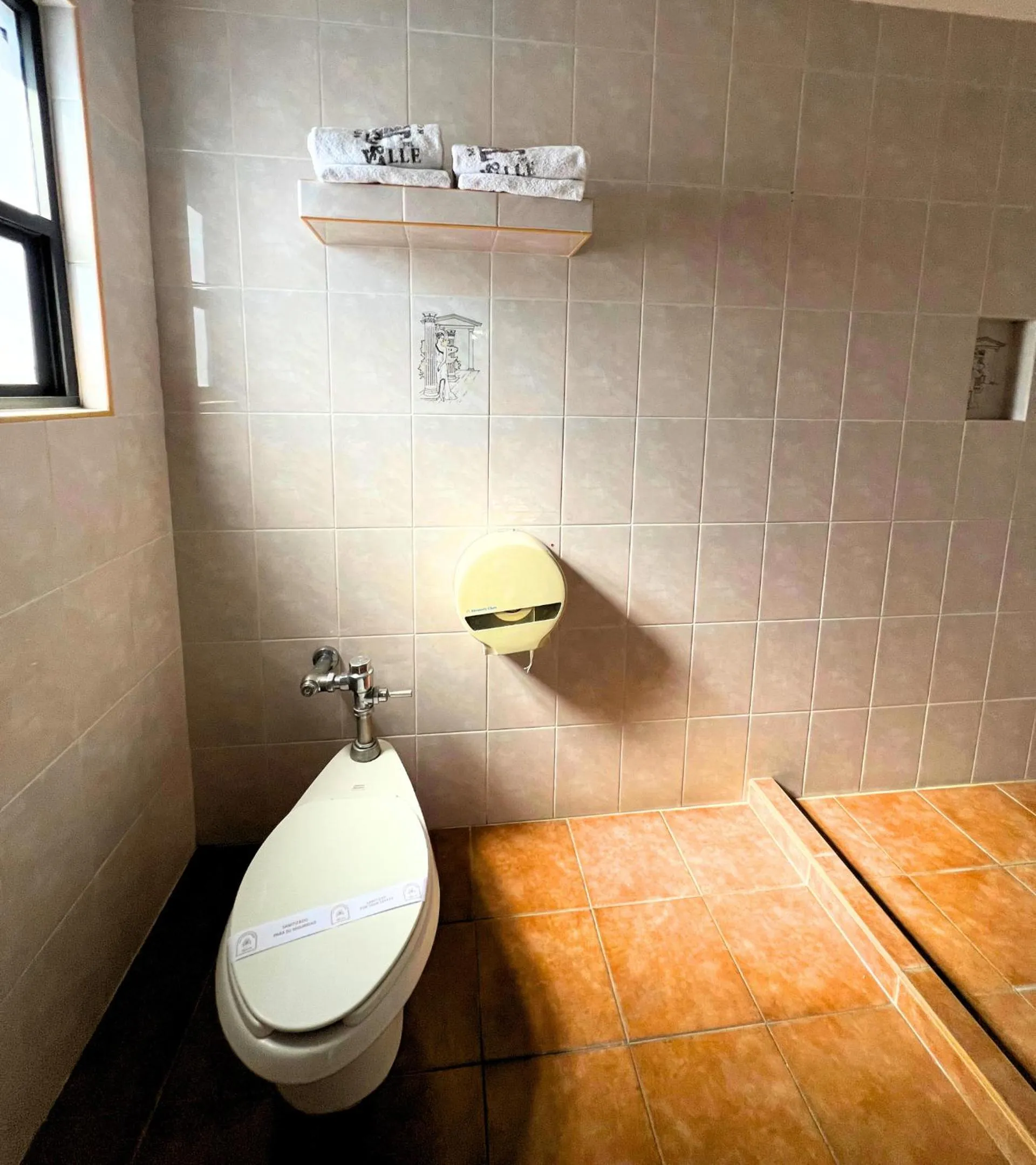 Bathroom in Autoparador Del Valle