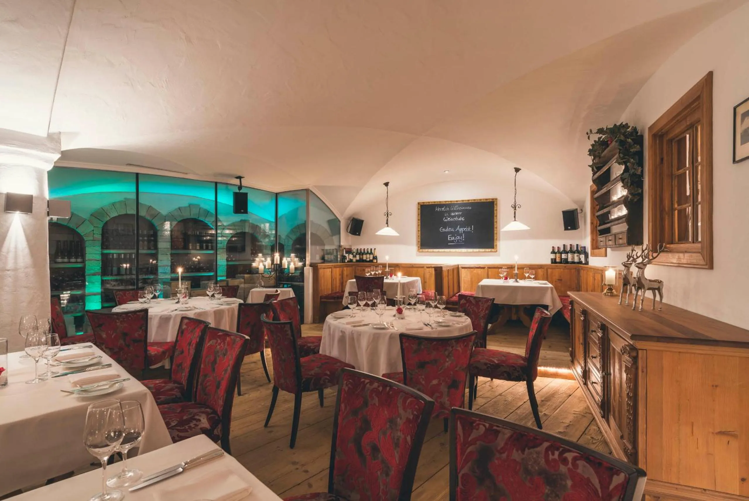 Restaurant/places to eat in Schlosshotel Ischgl 5-Sterne Superior