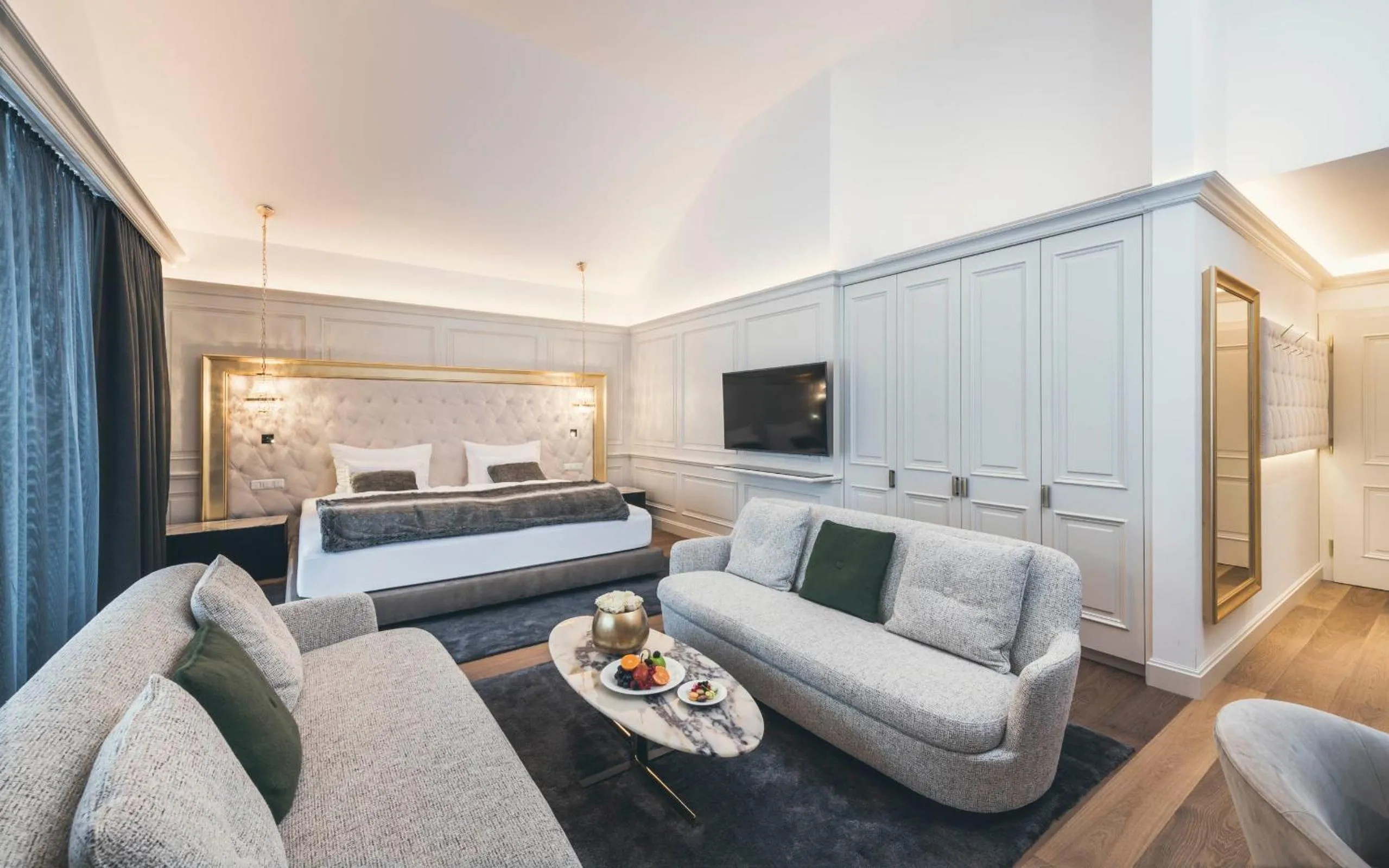 Living room, Bed in Schlosshotel Ischgl 5-Sterne Superior