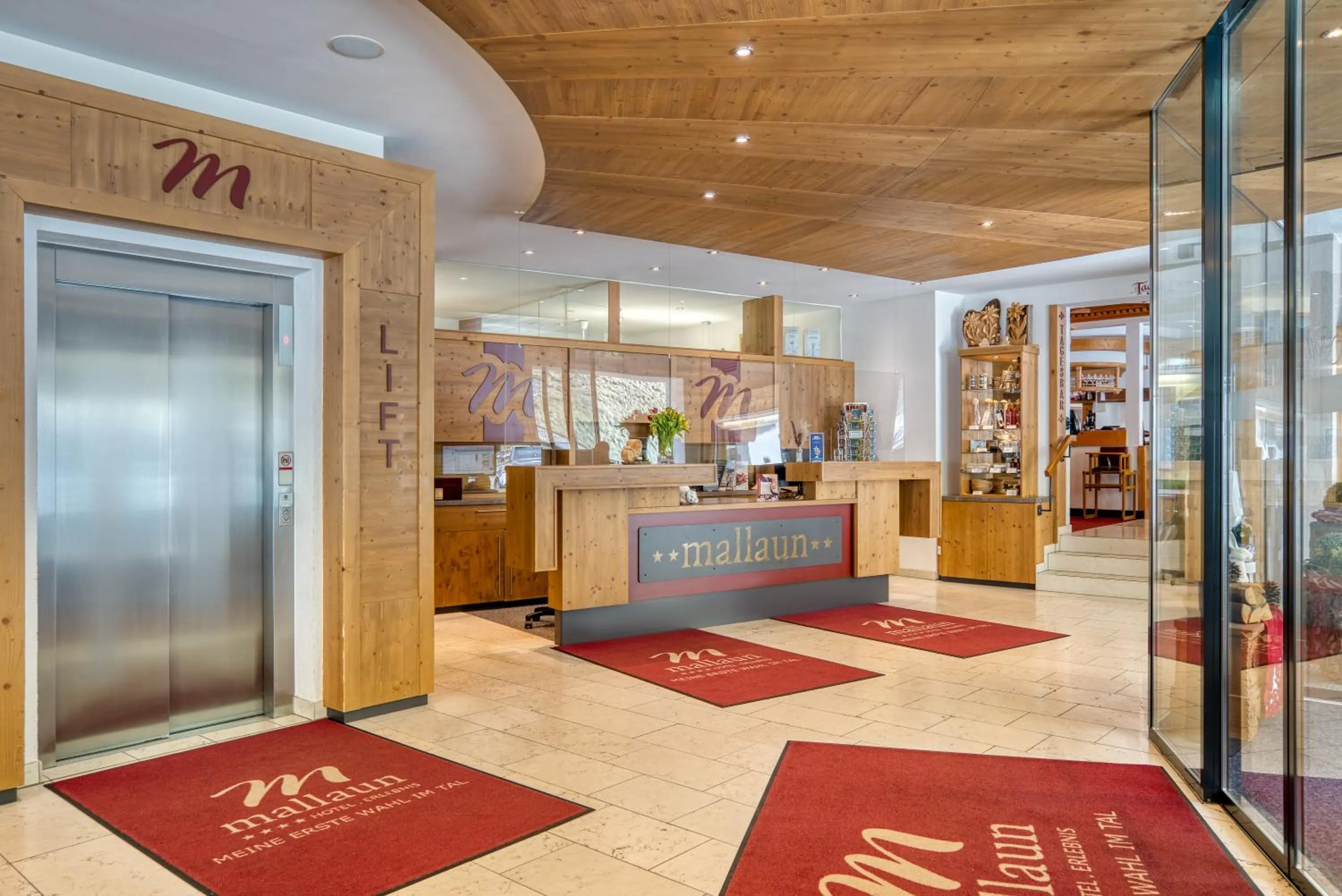 Lobby or reception in Mallaun Hotel.Erlebnis