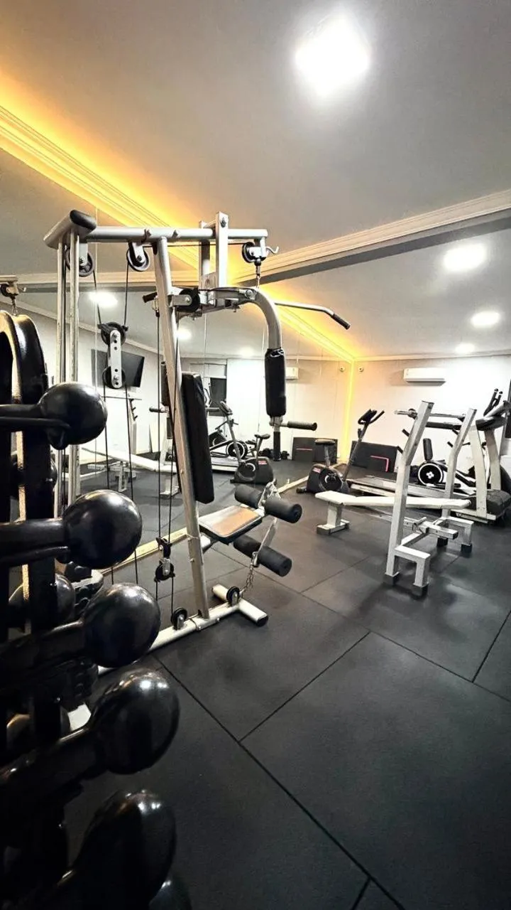 Fitness centre/facilities in HOTEL DEL REY CURITIBA by POTY - NA FAMOSA RUA XV DE NOVEMBRO