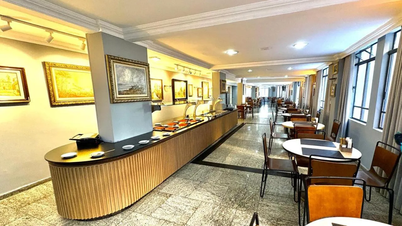 HOTEL DEL REY CURITIBA by POTY - NA FAMOSA RUA XV DE NOVEMBRO