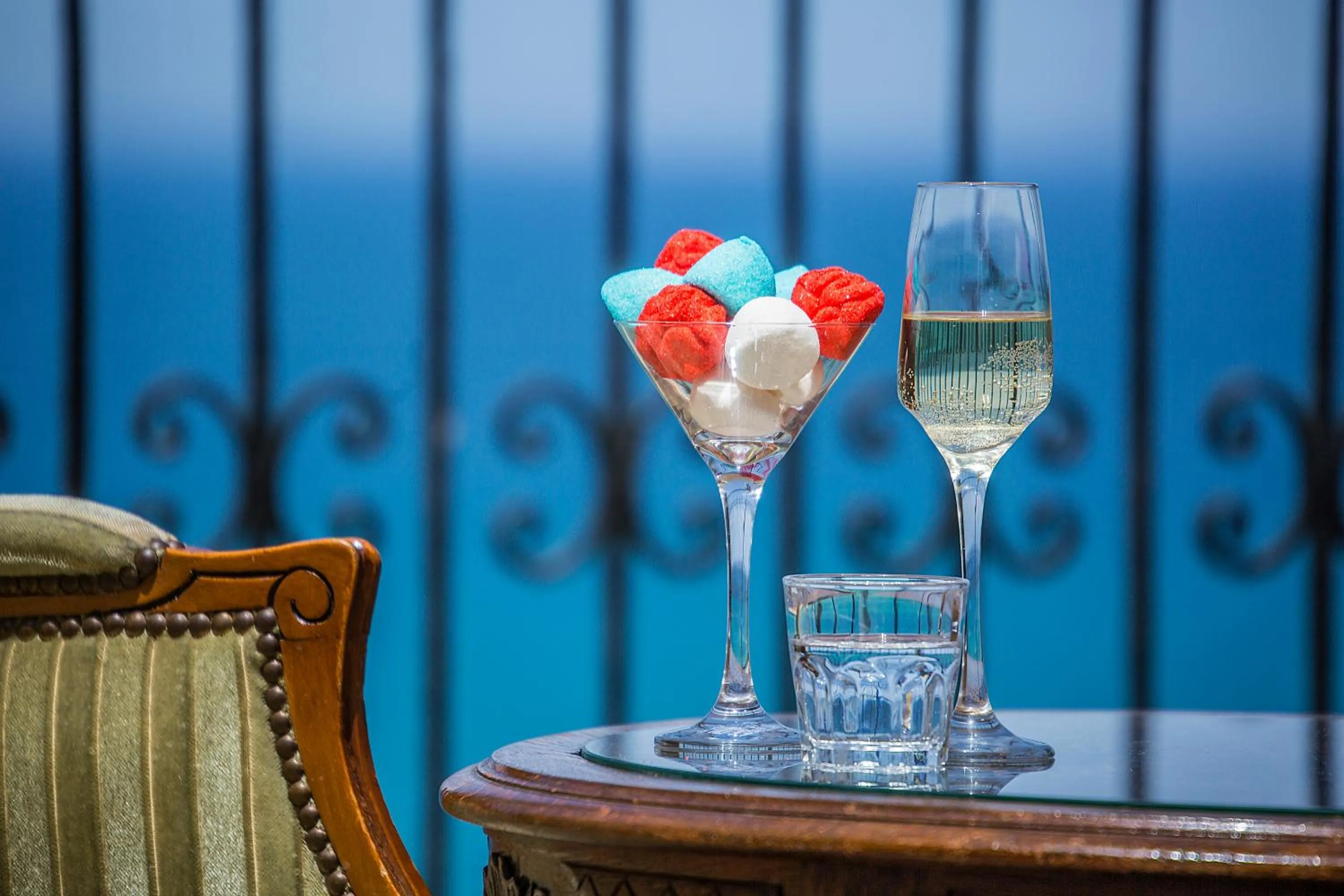 The Seasons Hotel -Studio & Suite