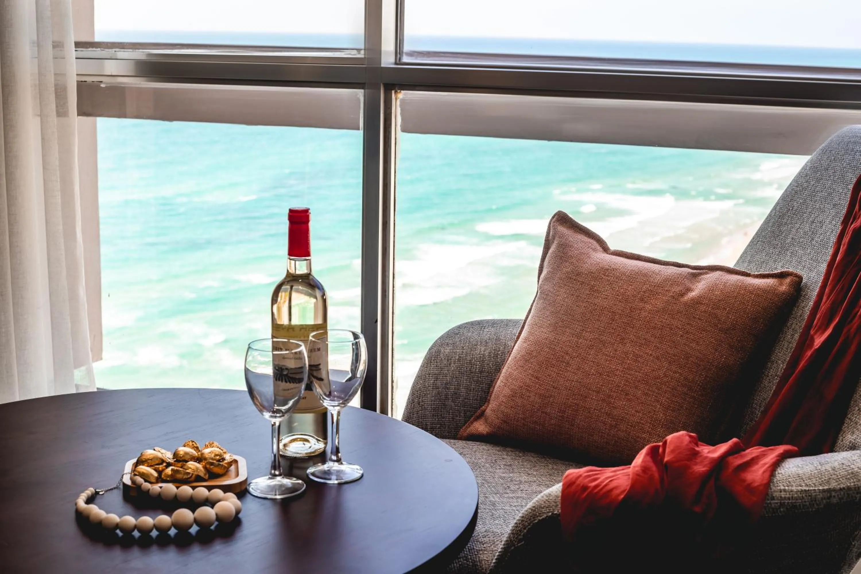 Sea view in The Seasons Hotel -Studio & Suite