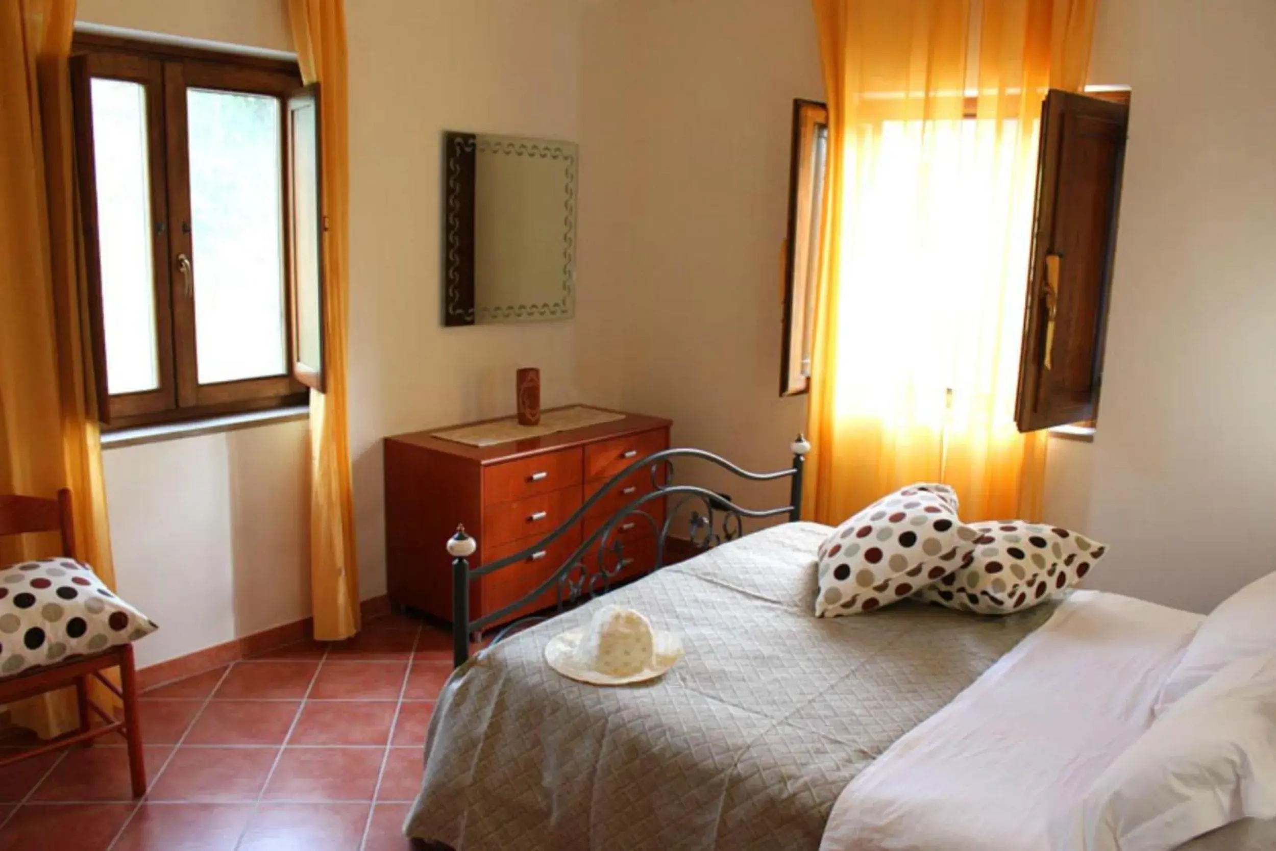 Bedroom, Bed in That's Amore Cilento Country House Bedroom, Bed in That's Amore Cilento Country House