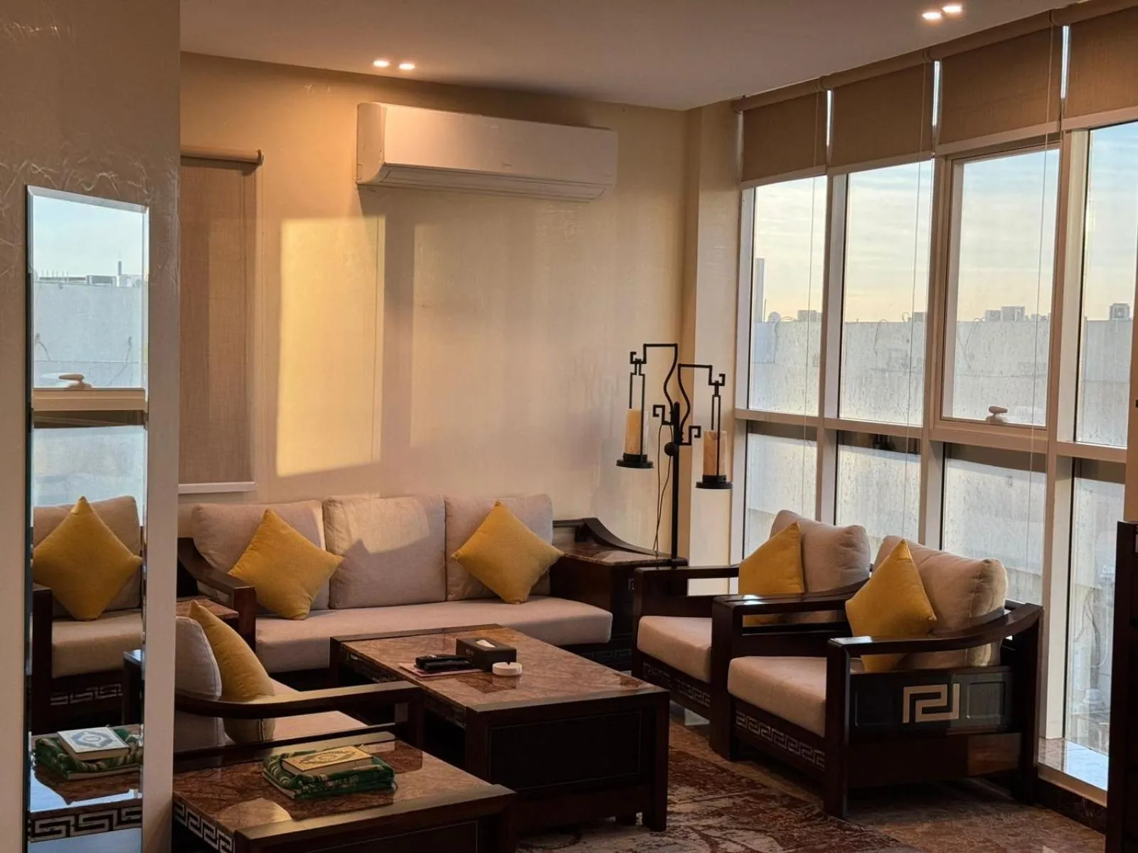 Arto Aparthotel