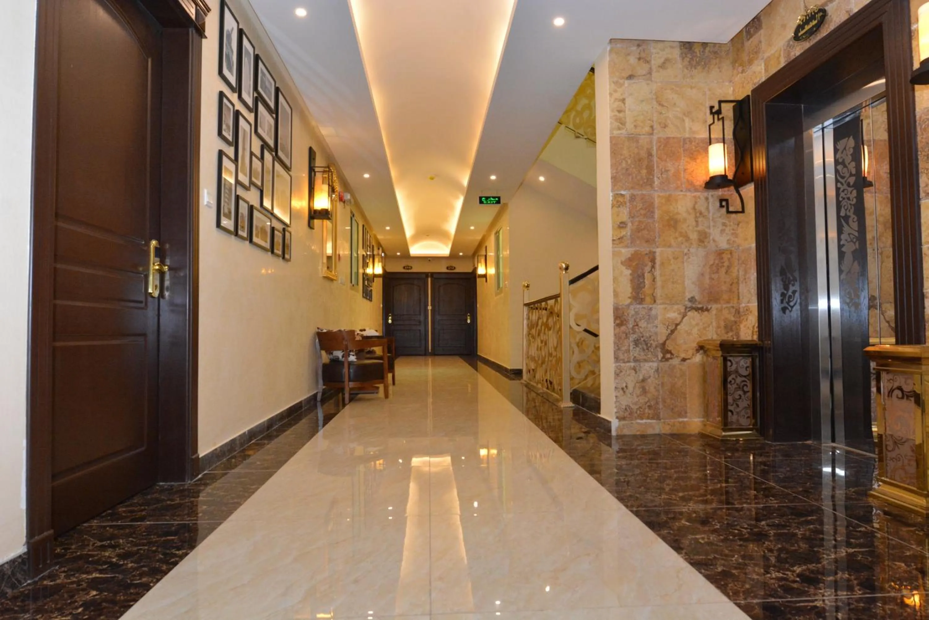 Arto Aparthotel