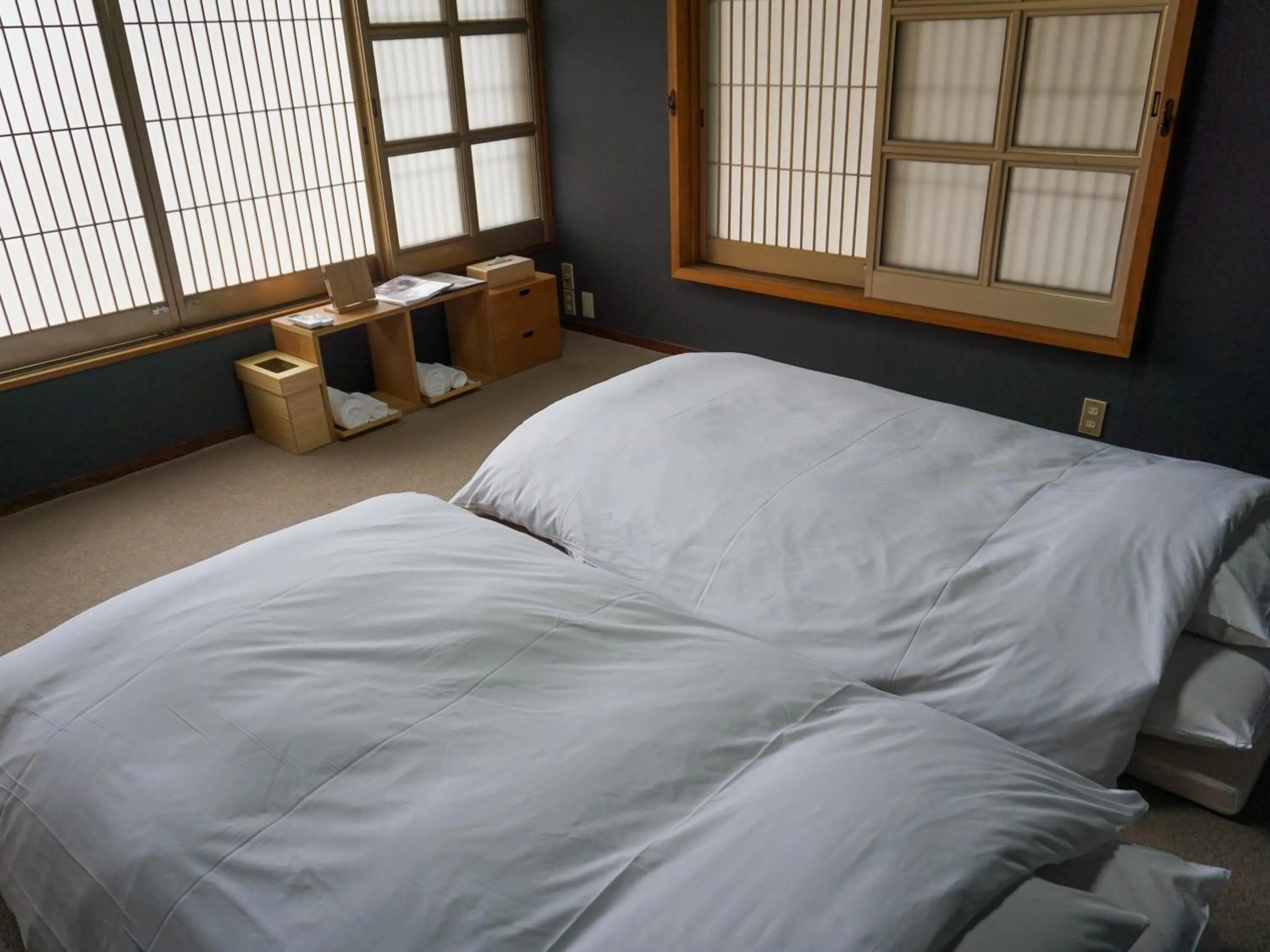 Photo of the whole room, Bed in Temple Hotel Takayama Zenkoji