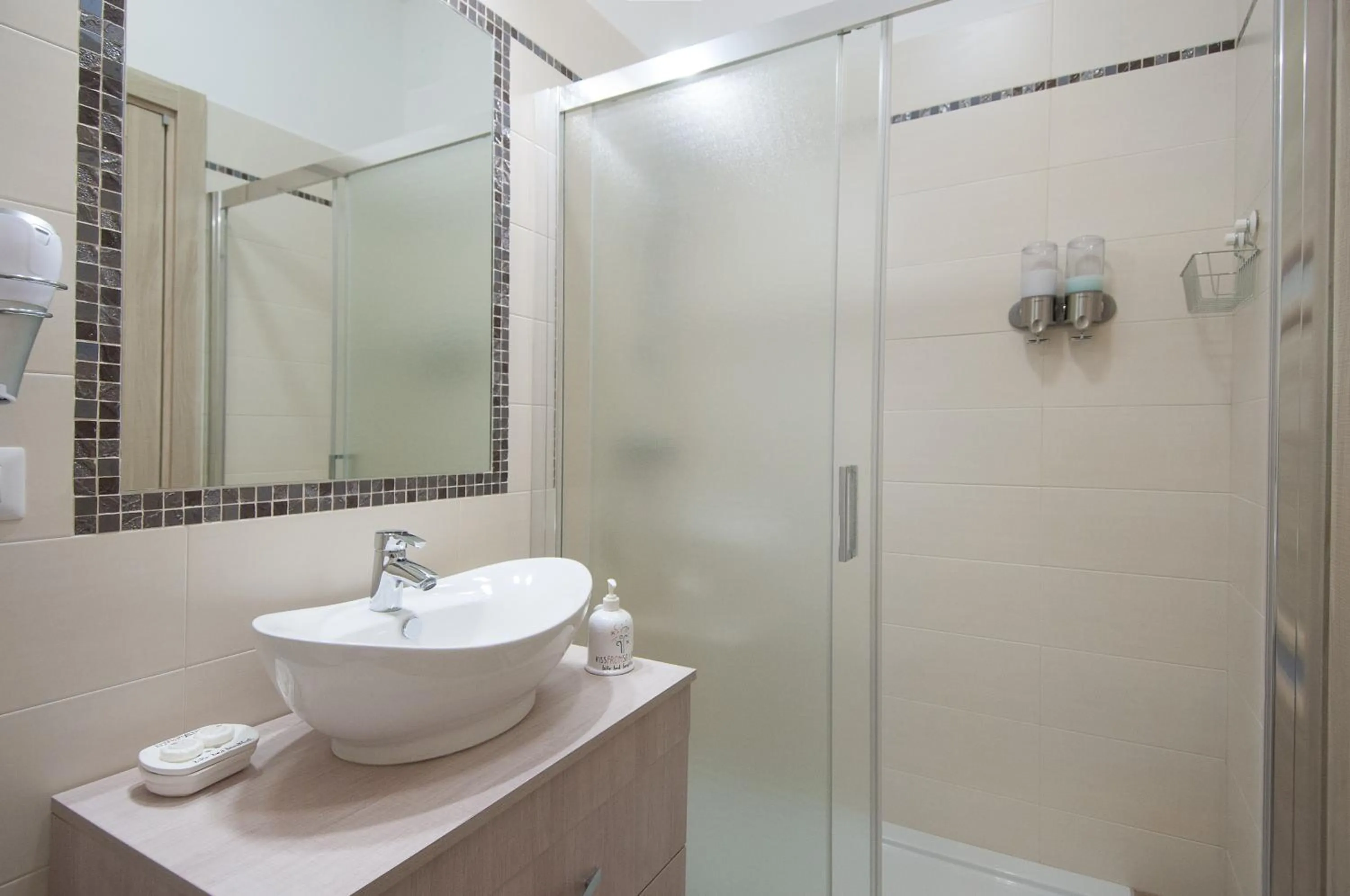 Shower in KissfromSalento B&B+Bike