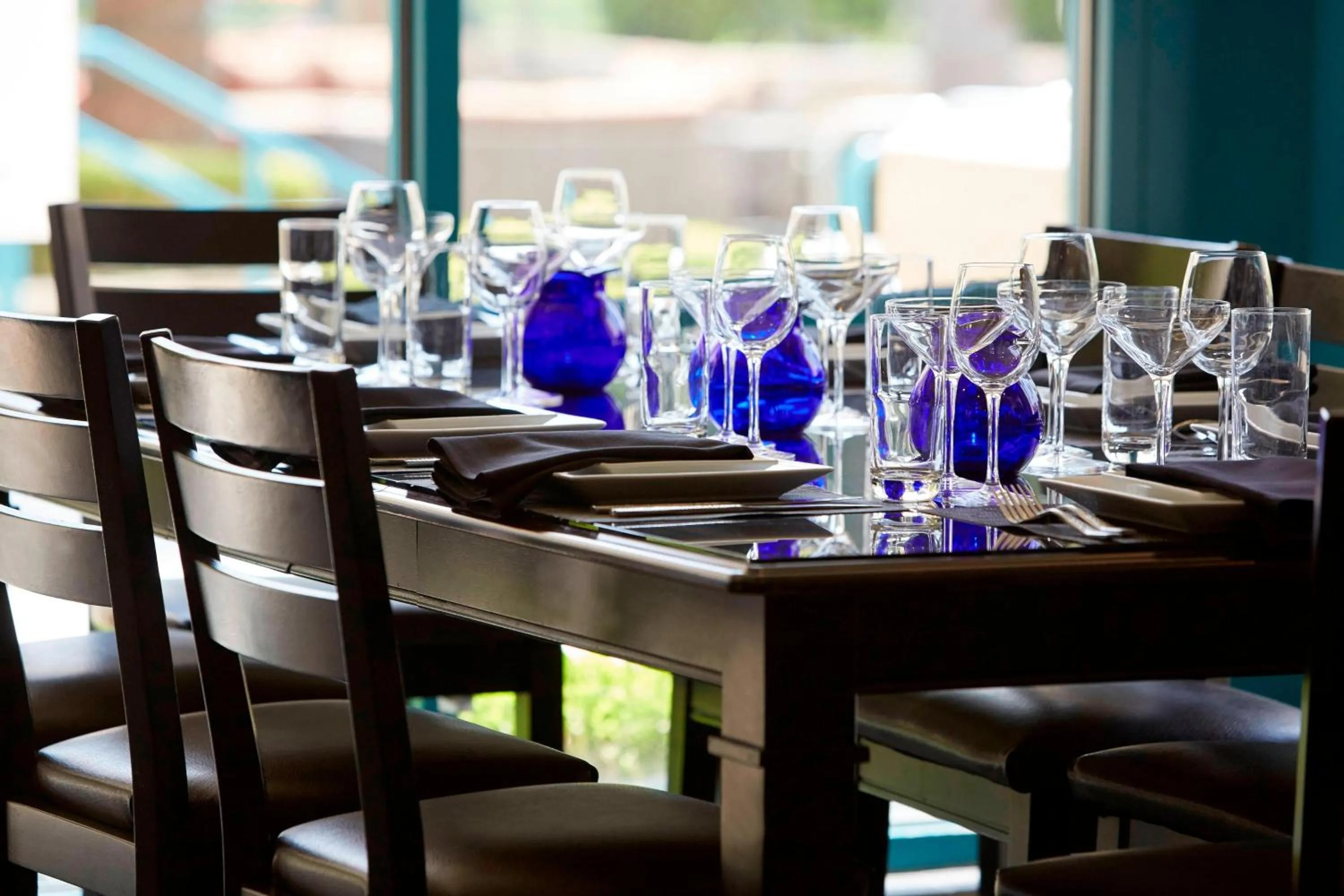 Lounge or bar in Costa Mesa Marriott