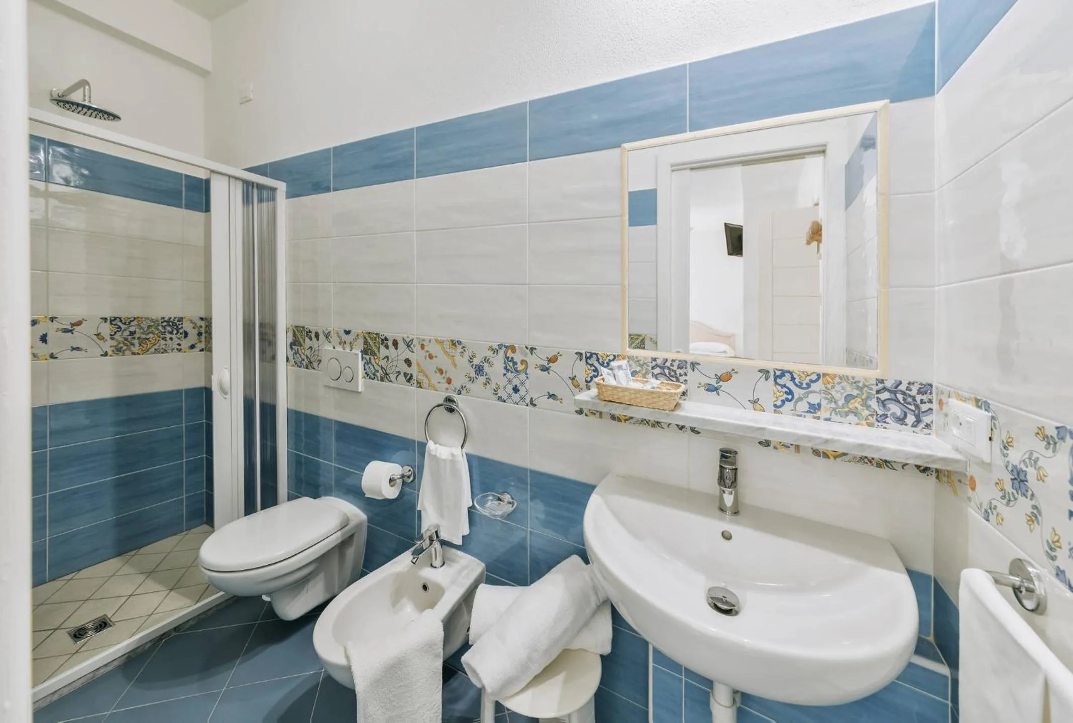 Bathroom in Hotel Villa D'Orta