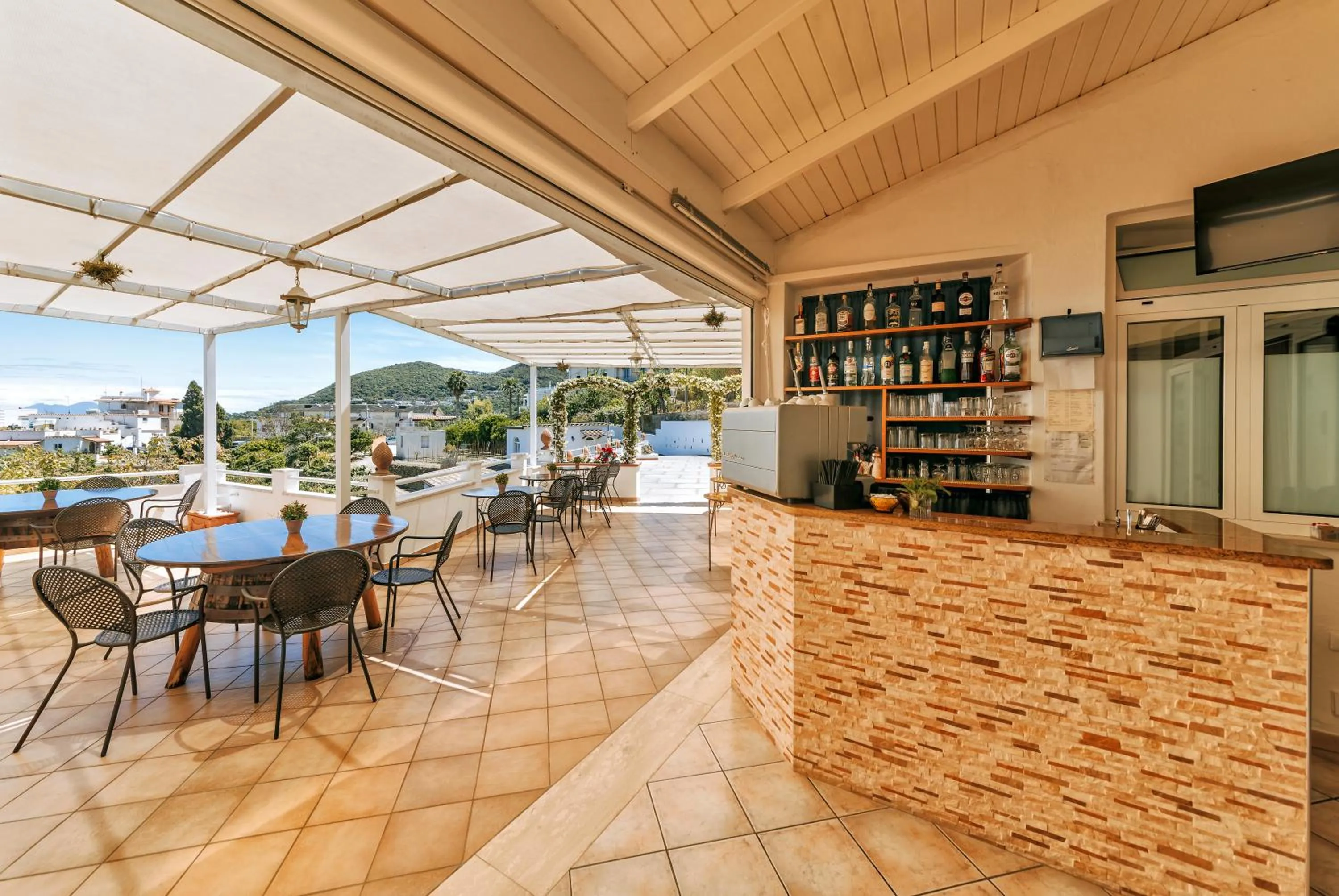 Lounge or bar in Hotel Villa D'Orta