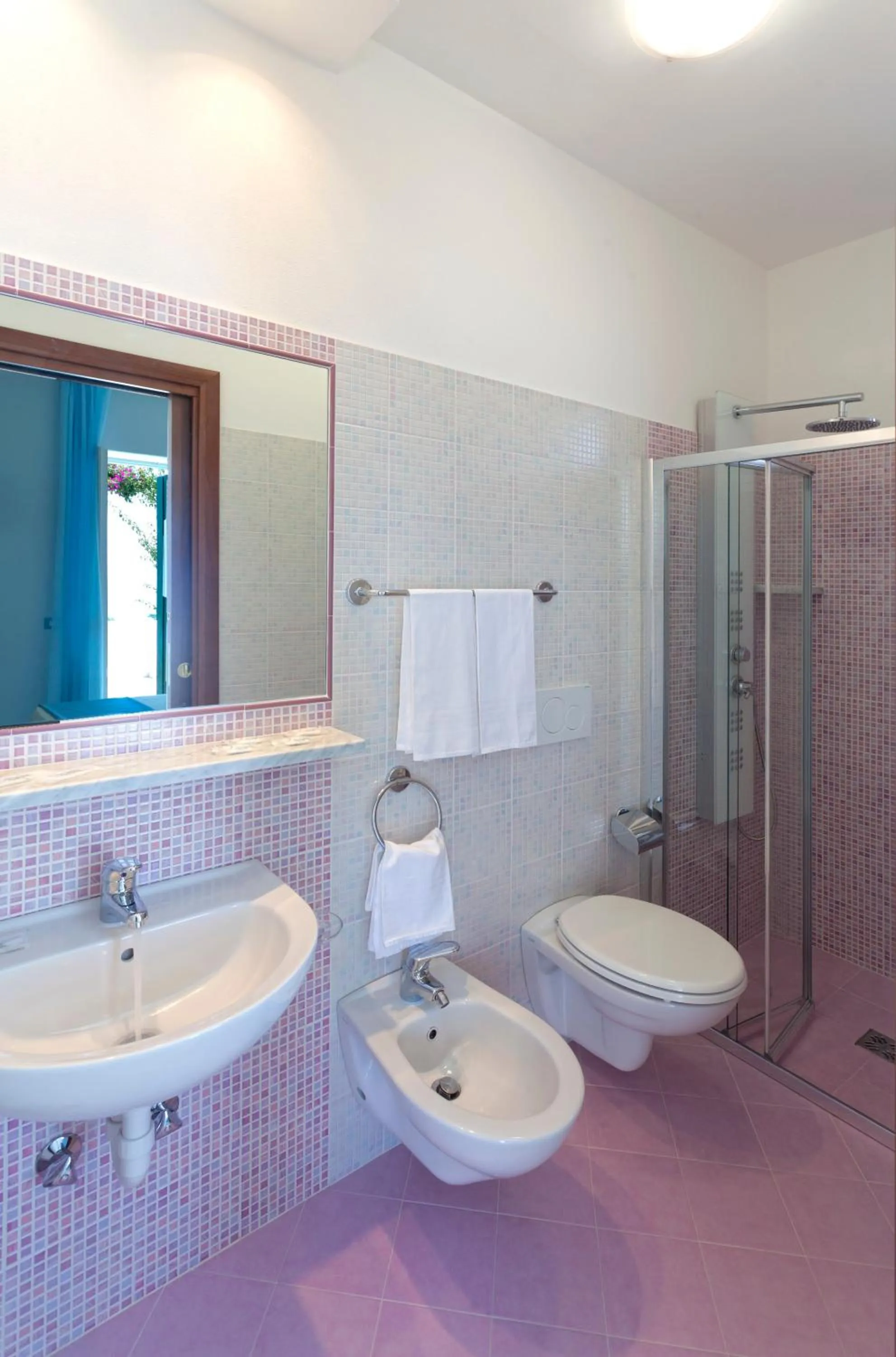 Bathroom in Hotel Villa D'Orta