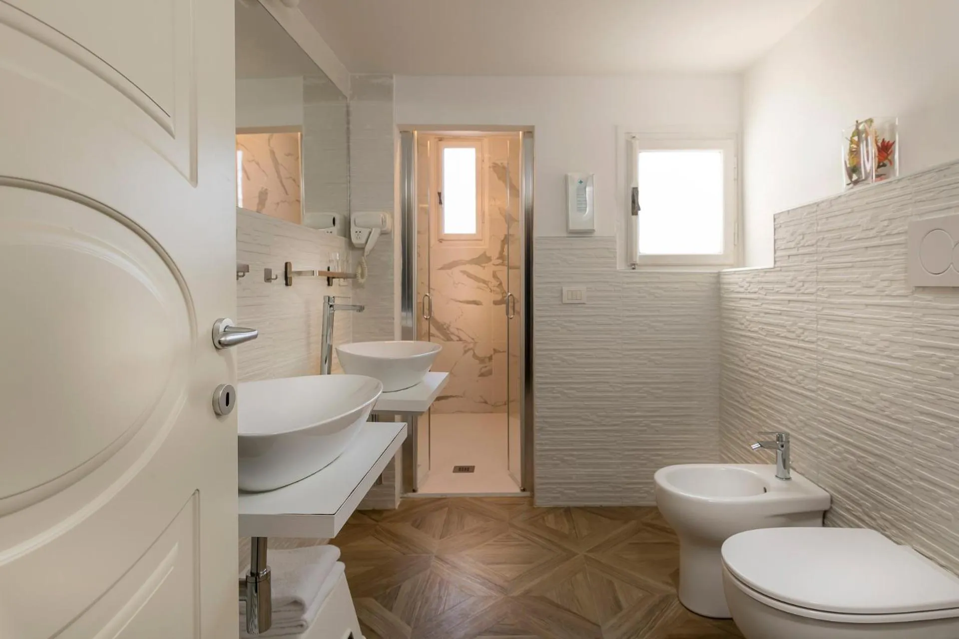 Bathroom in Residenza Conte di Cavour & Rooftop - dBe Hotels