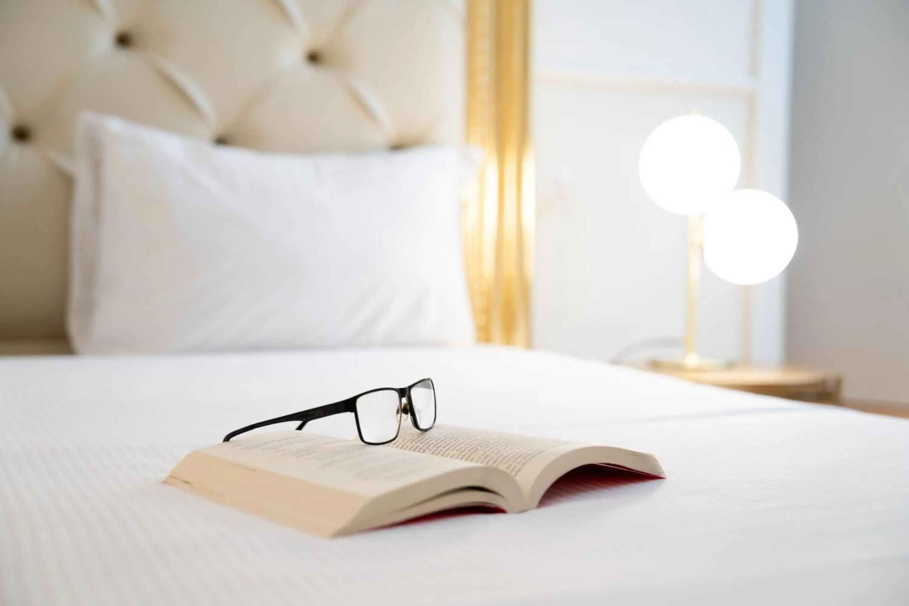 Decorative detail, Bed in Residenza Conte di Cavour & Rooftop Decorative detail, Bed in Residenza Conte di Cavour & Rooftop