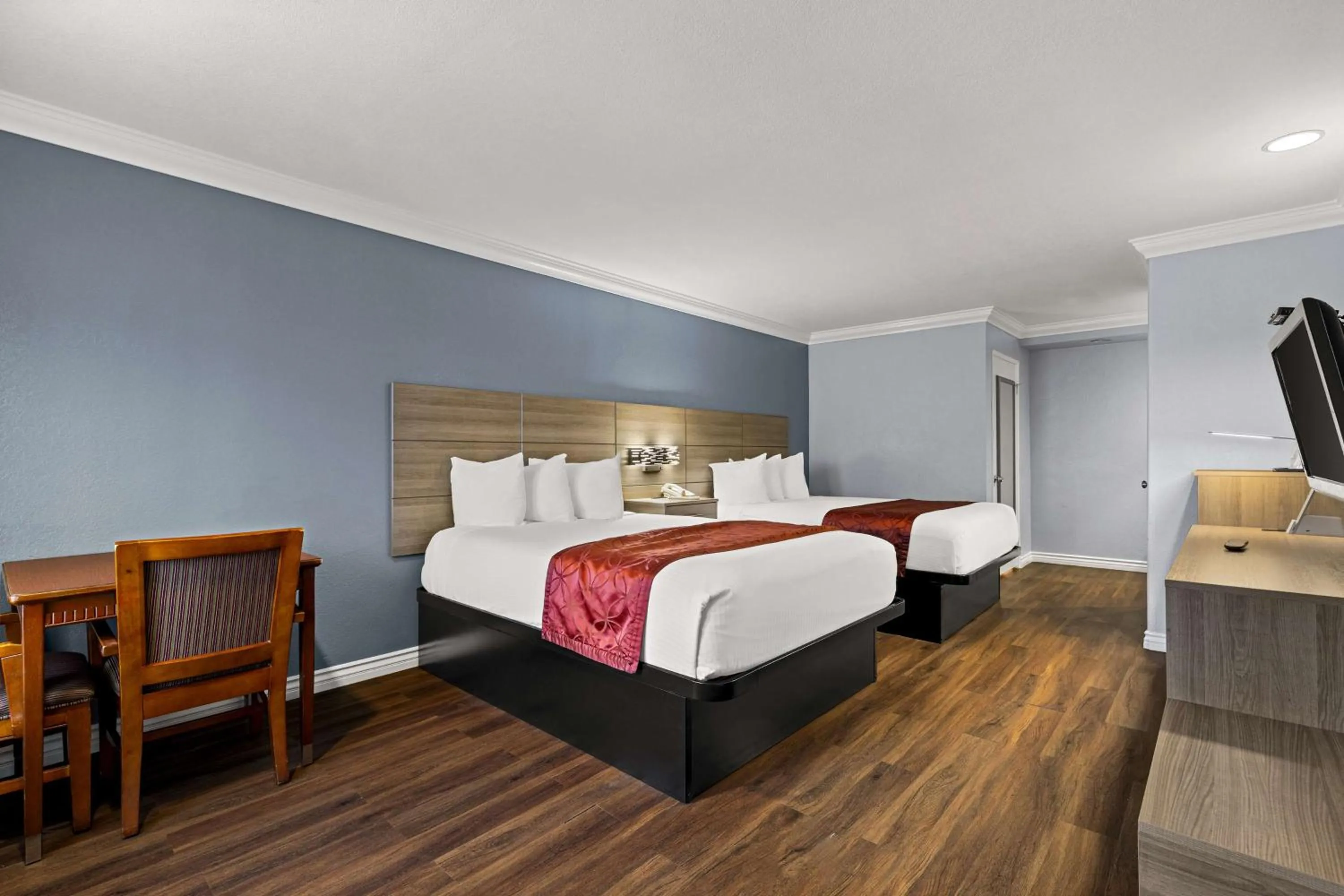 Bedroom, Bed in Best Western Moreno Hotel & Suites