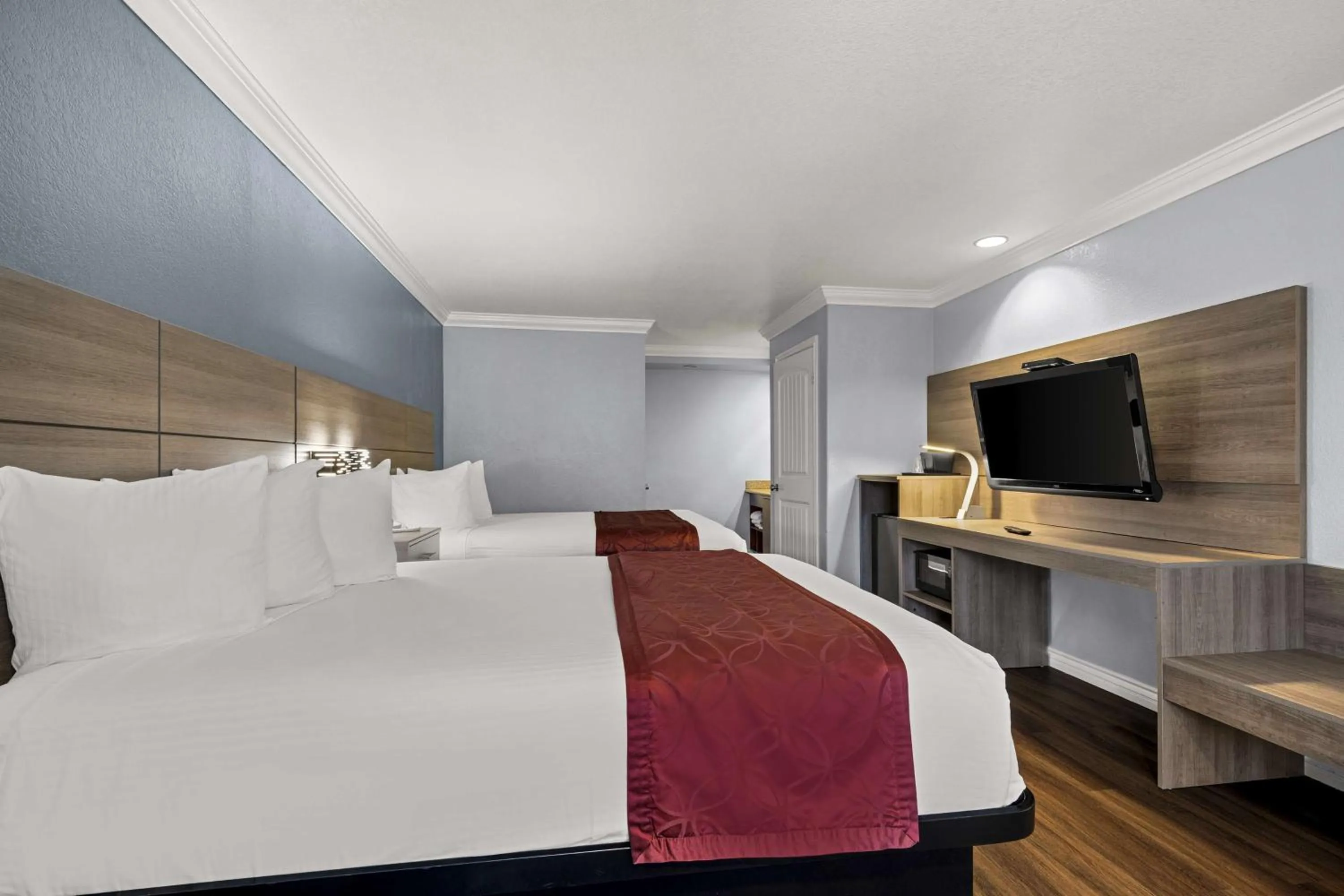 Bedroom, Bed in Best Western Moreno Hotel & Suites