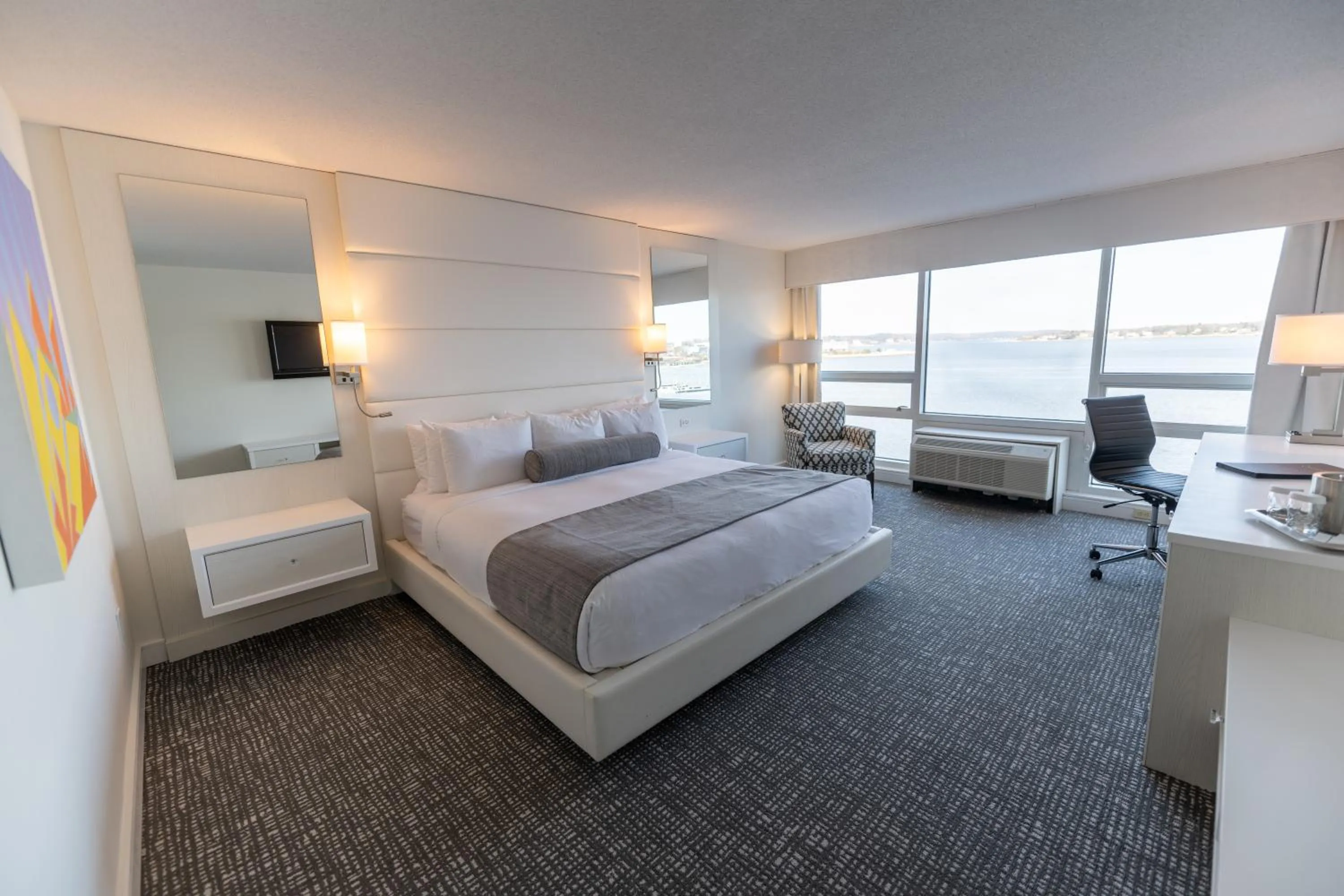 Bed in Oyster Point Hotel