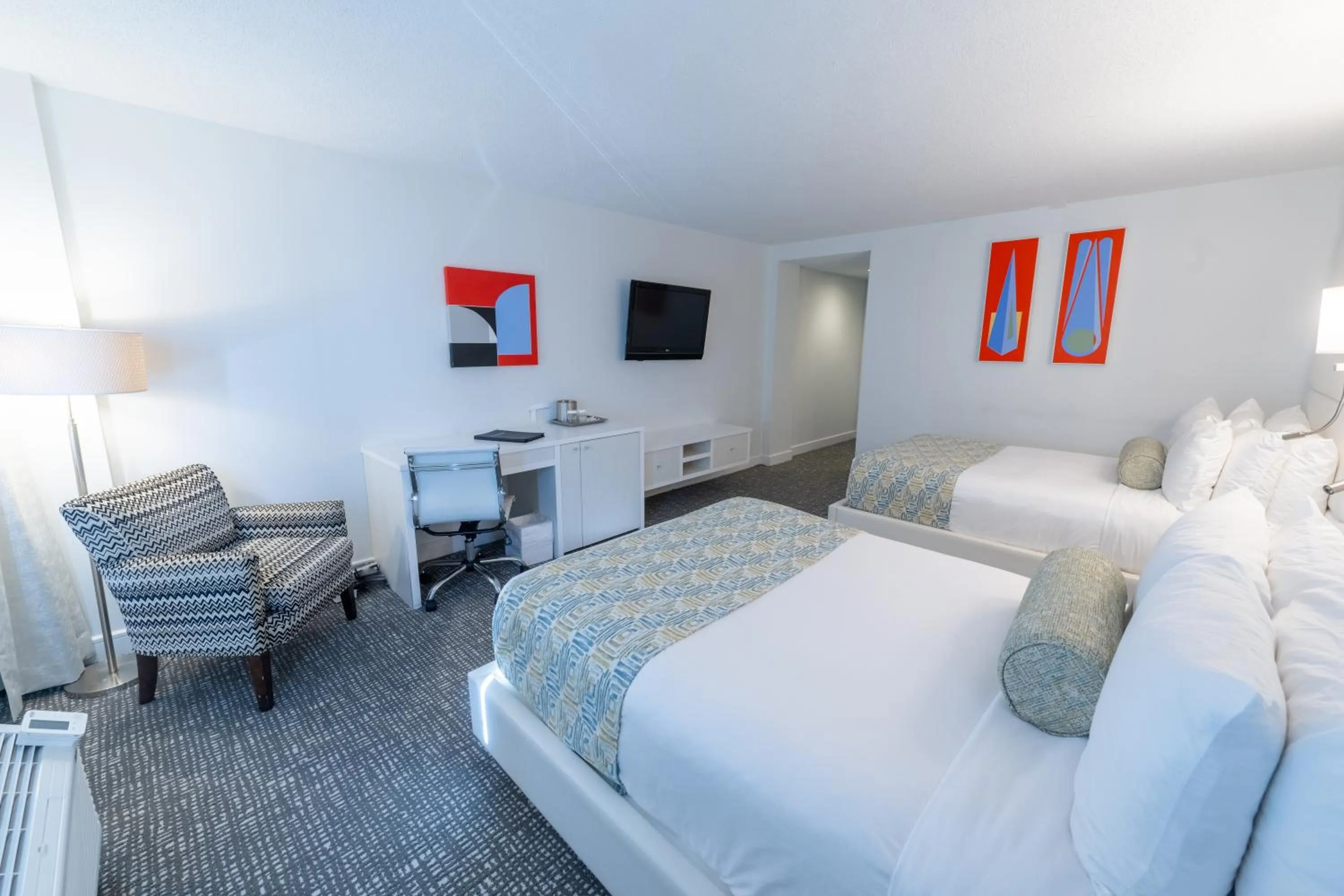 Photo of the whole room, Bed in Oyster Point Hotel