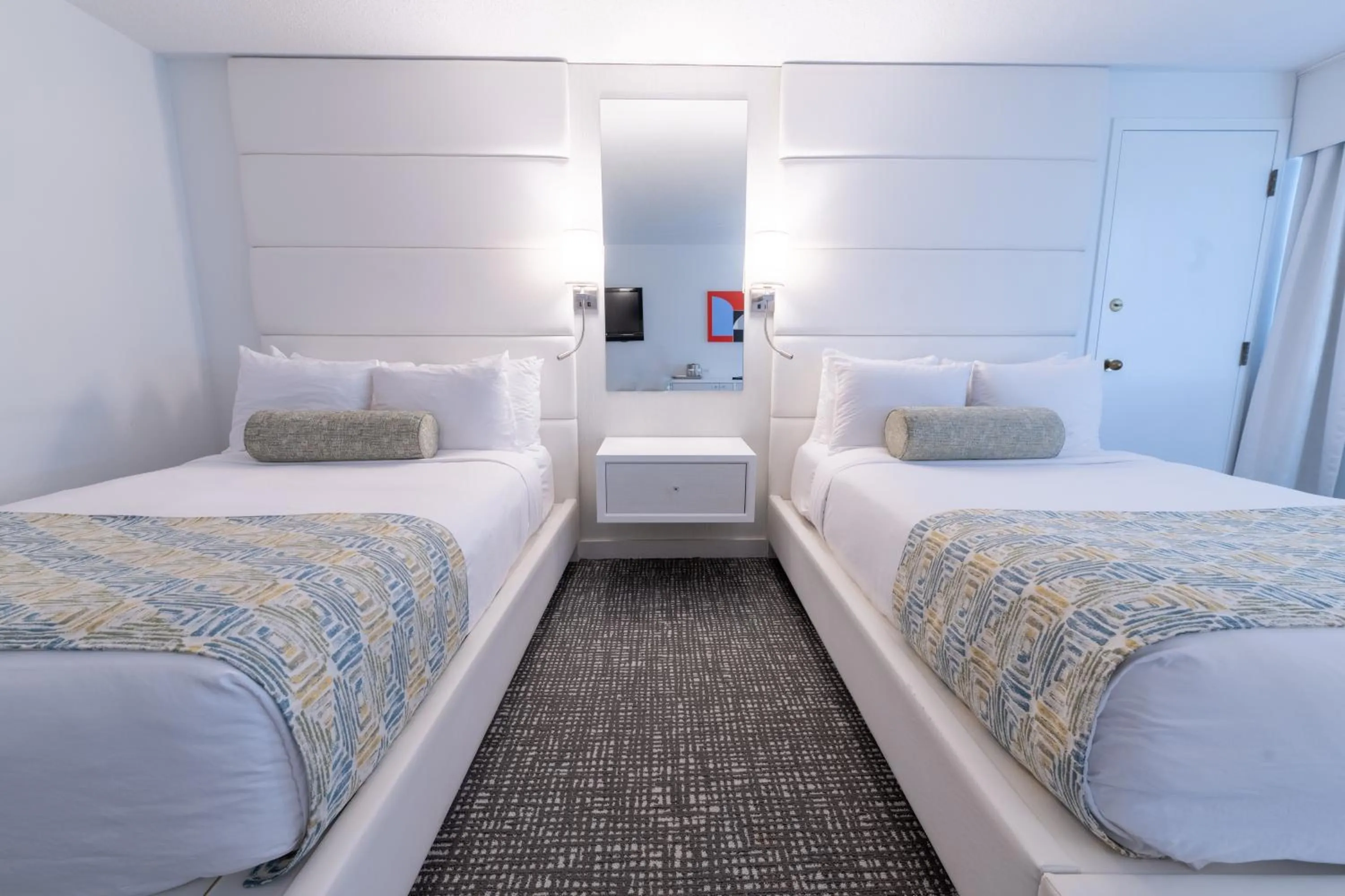 Bed in Oyster Point Hotel