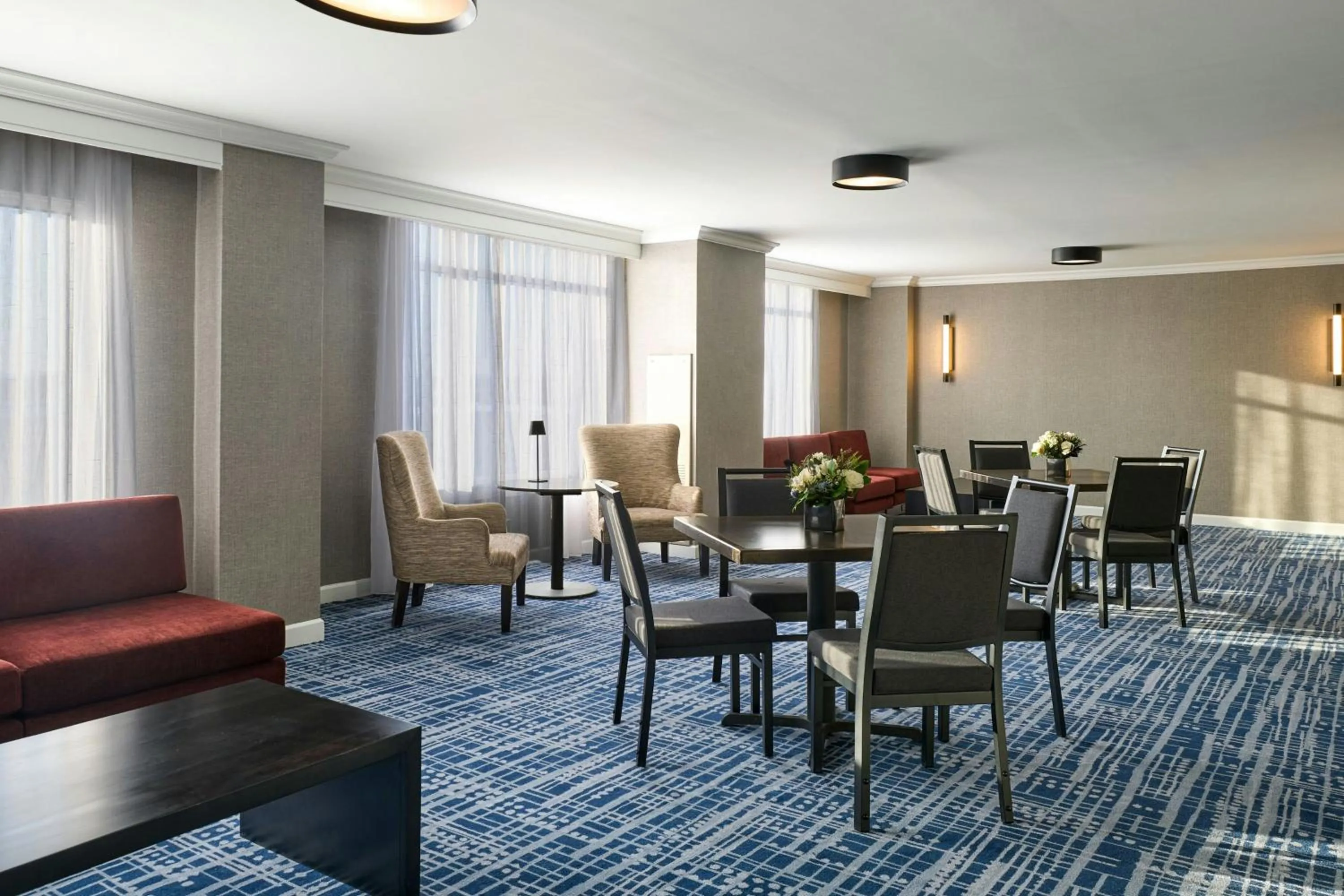 Lounge or bar in Bridgewater Marriott