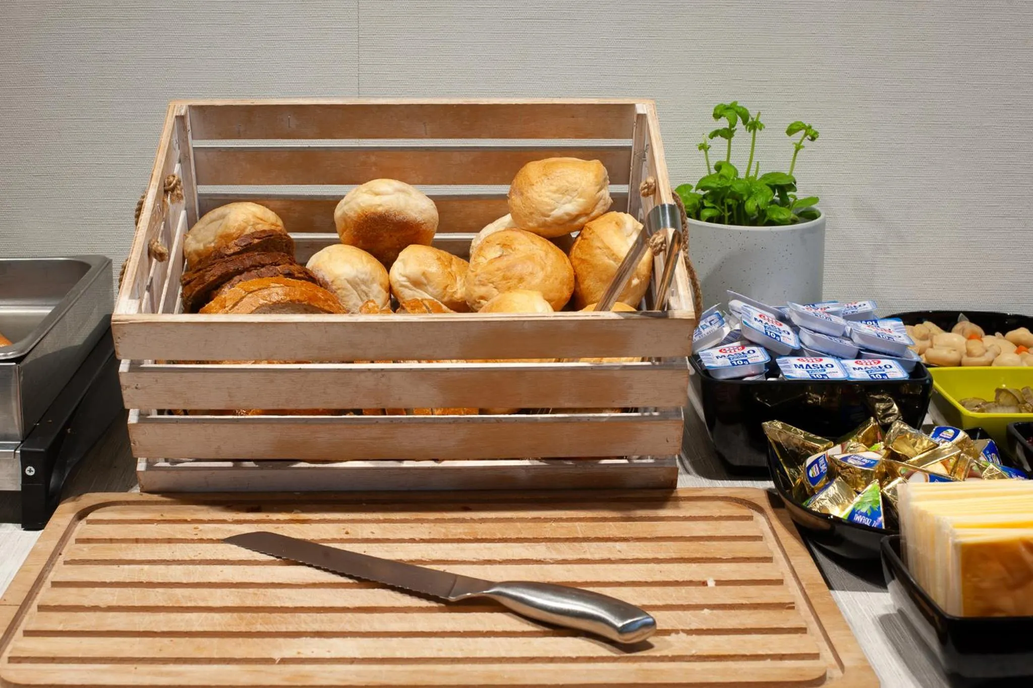 Restaurant/places to eat in Jantar Resort