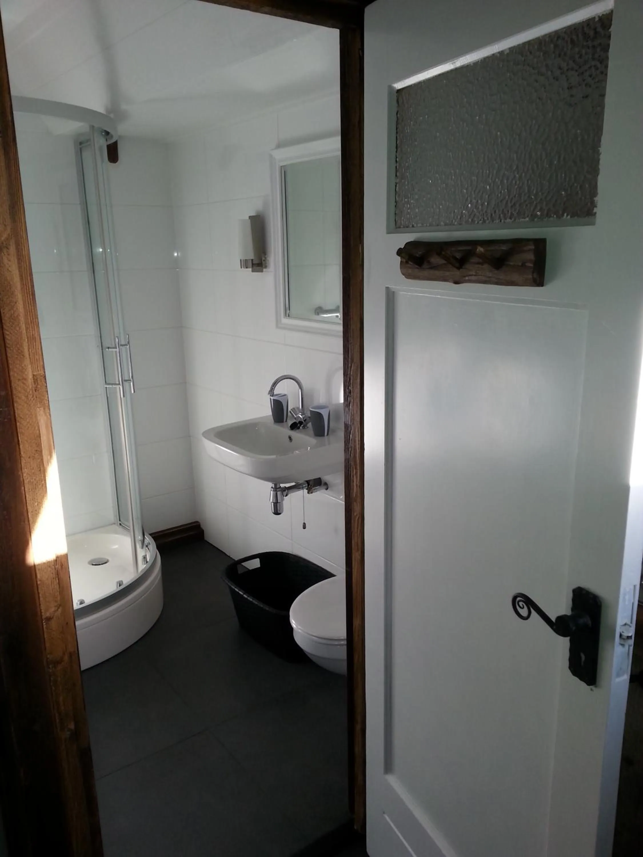 Bathroom in B & B De Pimpelmees