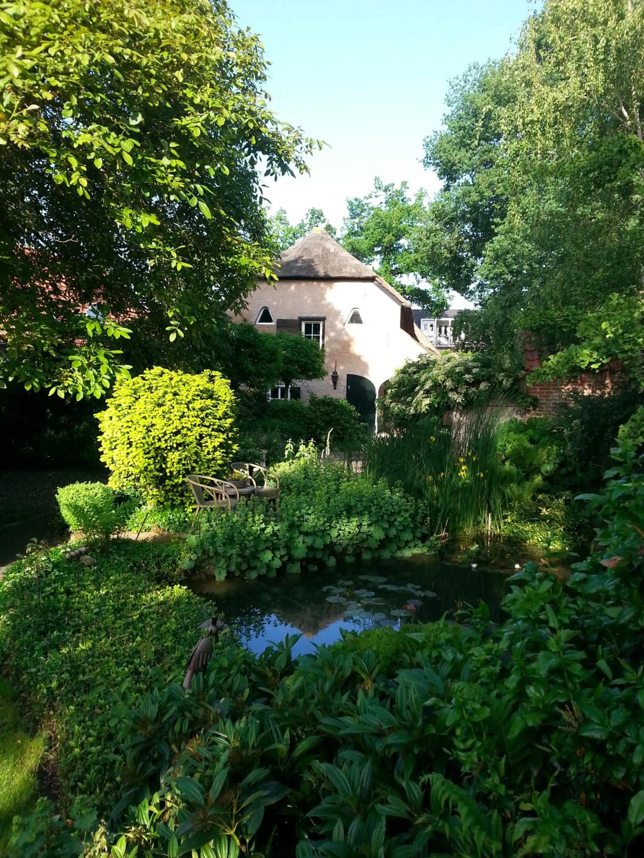 Garden in B & B De Pimpelmees